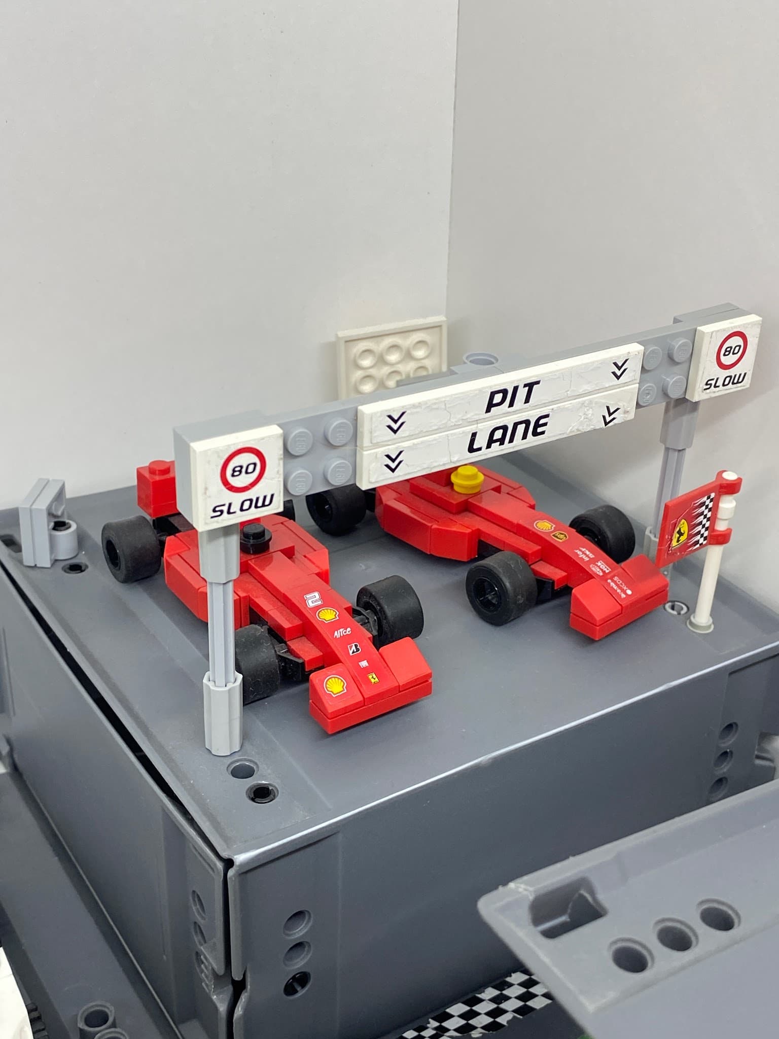LEGO 8123 Ferrari F1 Racers