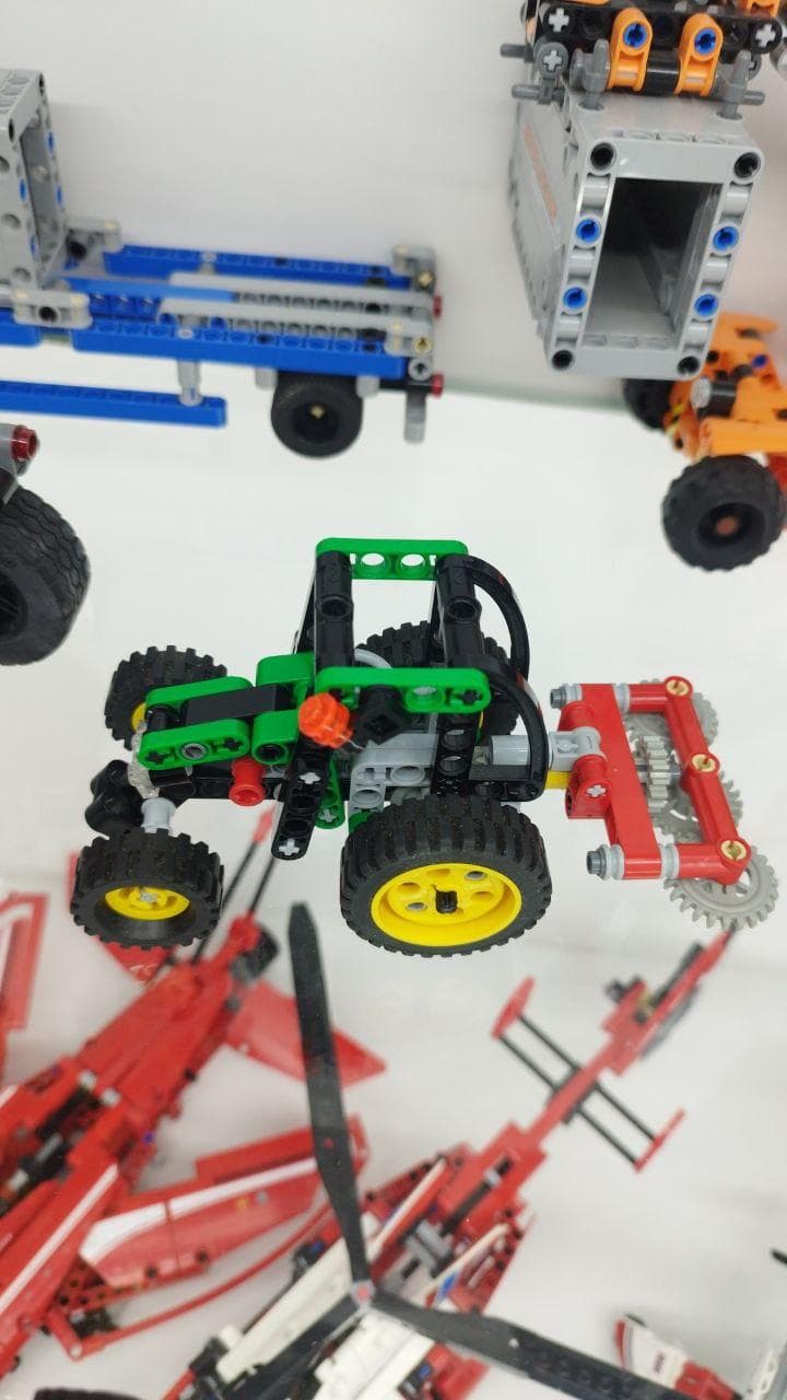 LEGO 8281 Mini Tractor