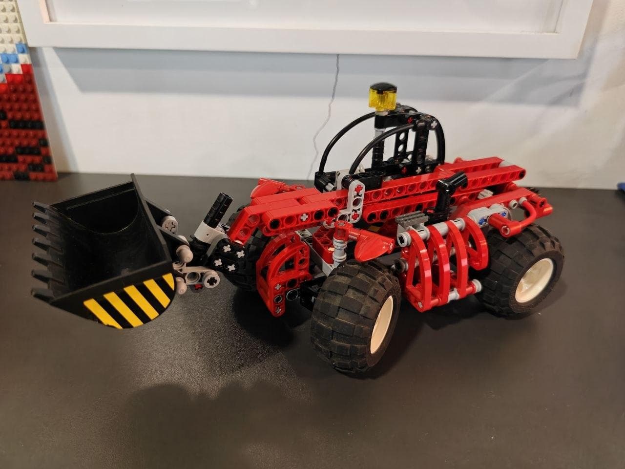 LEGO 8283 Telehandler