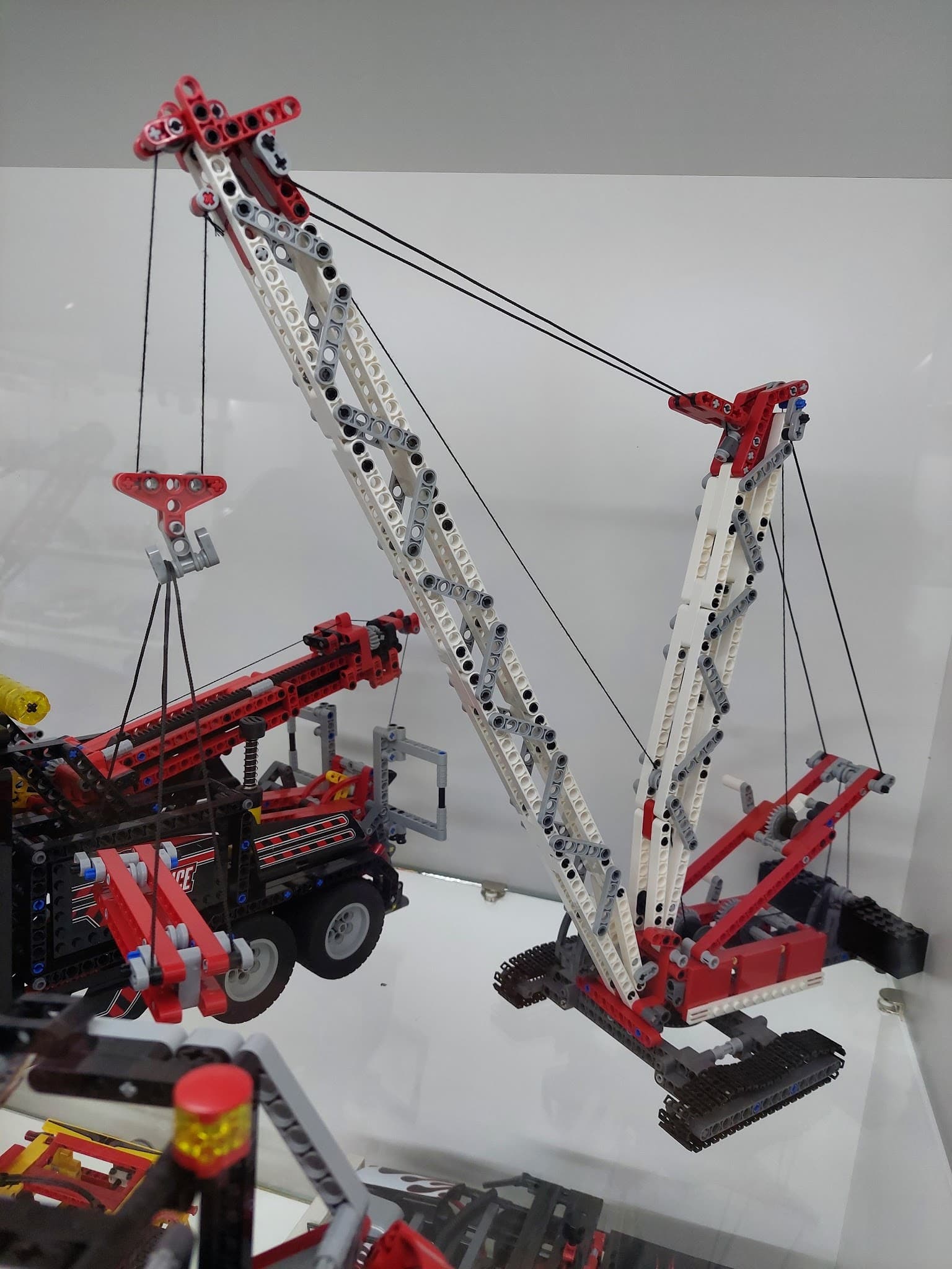 LEGO 8288 Crawler Crane