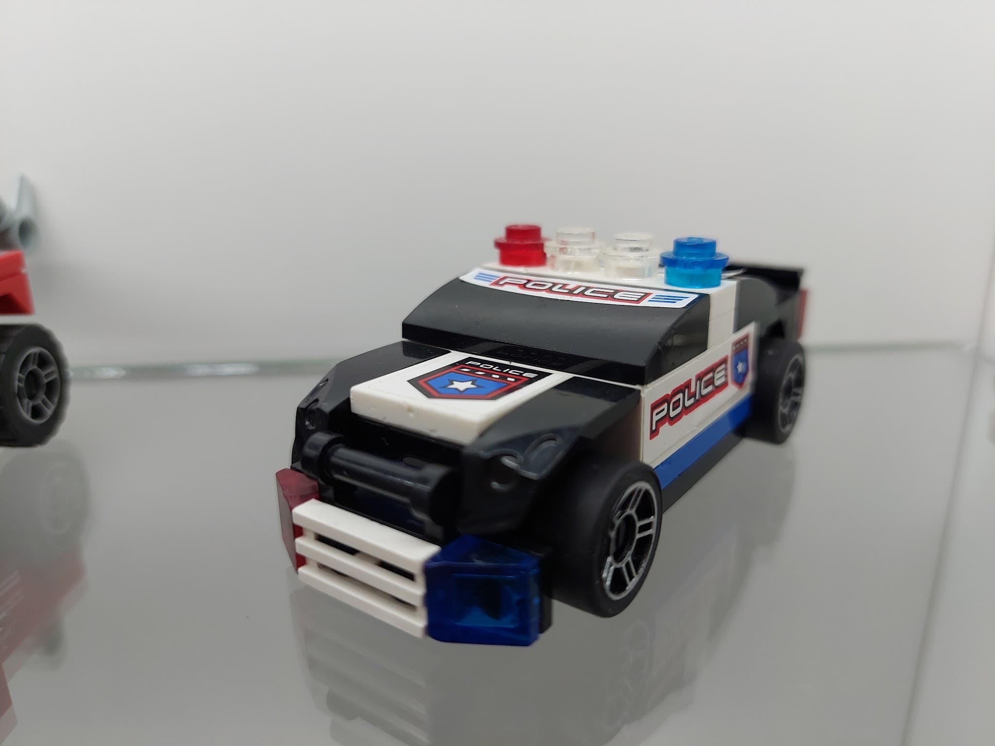 LEGO 8301 Urban Enforcer