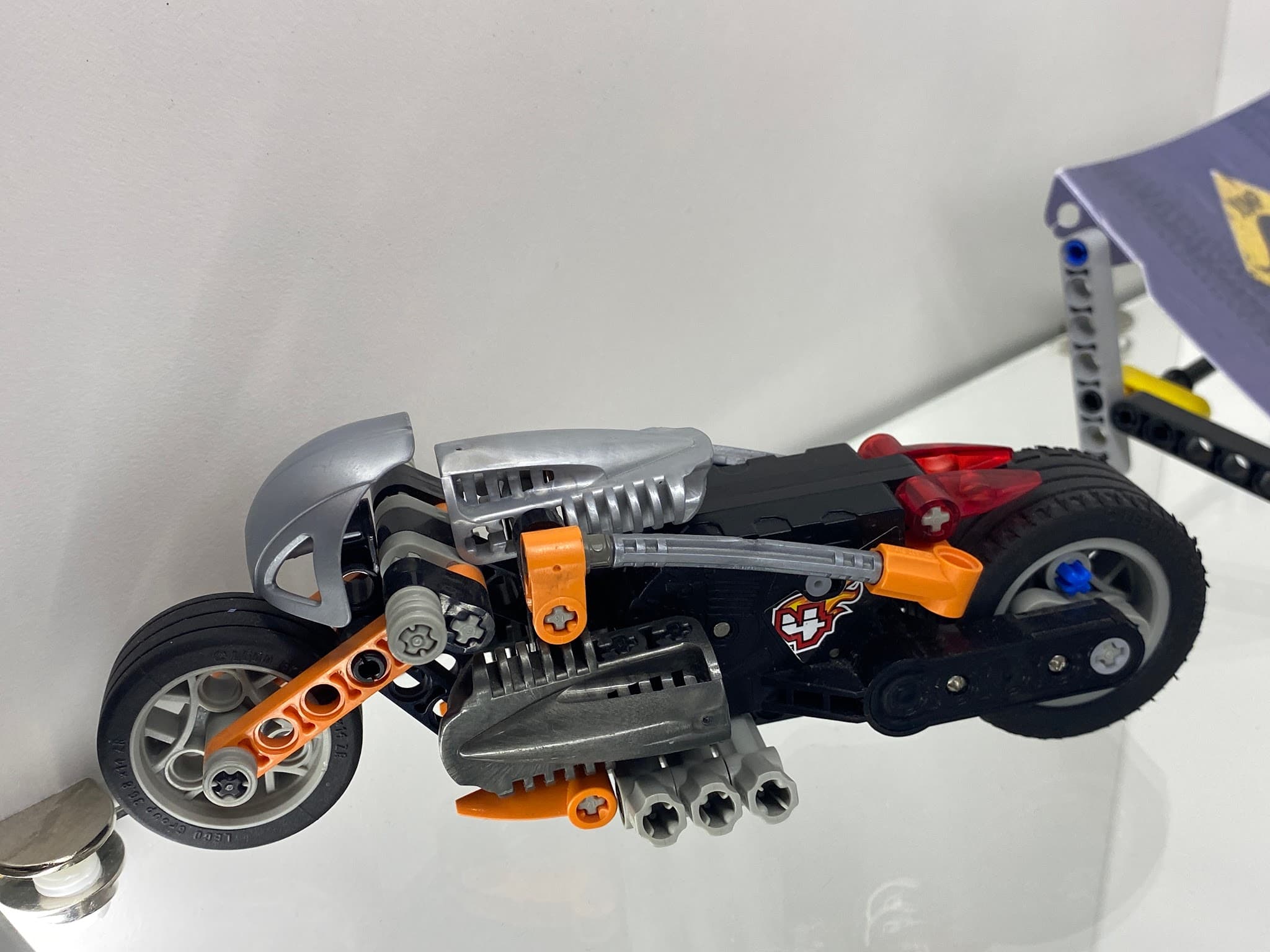 LEGO 8355 H.O.T. Blaster Bike