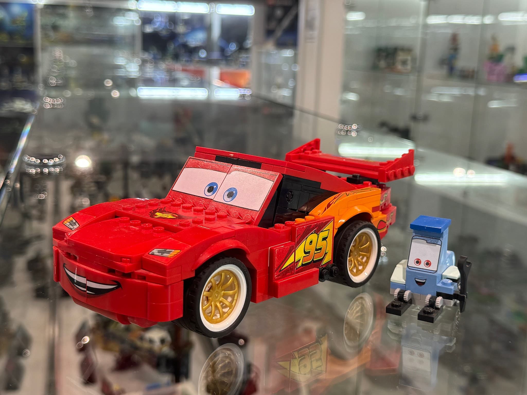 LEGO 8484 Ultimate Build Lightning McQueen