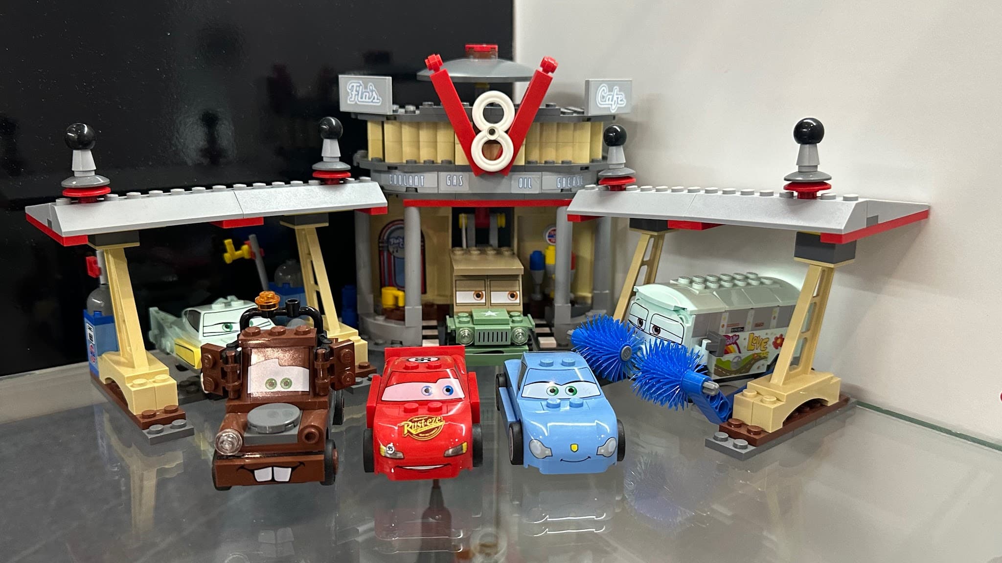 LEGO 8487 Flo's V8 Cafe