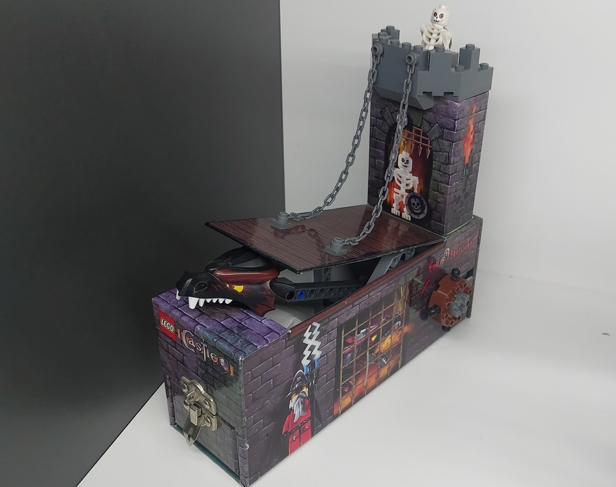 LEGO 852231 Castle Coin Bank