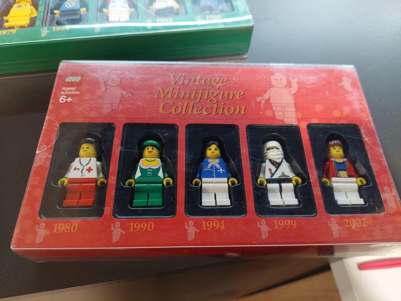 LEGO 852769 Vintage Minifigure Collection Vol. 5