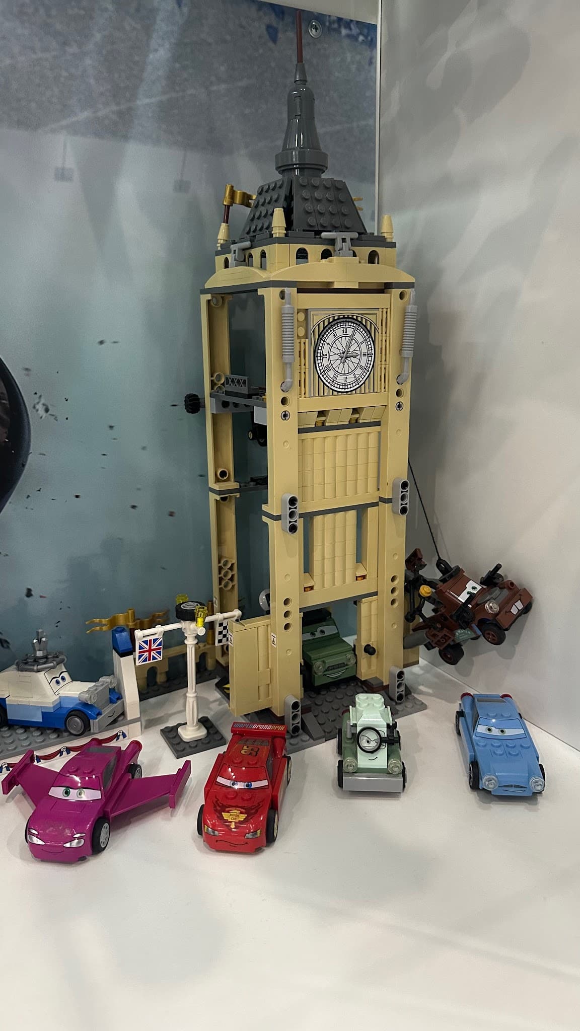 LEGO 8639 Big Bentley Bust Out