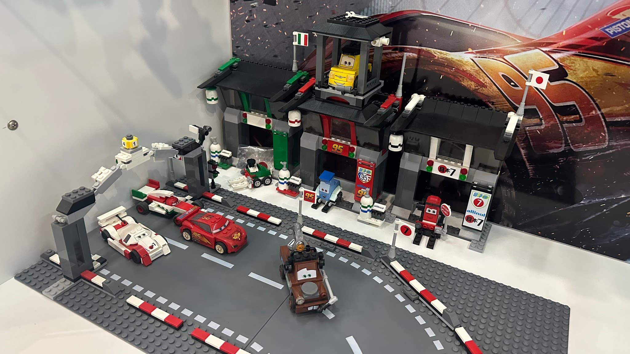 LEGO 8679 Tokyo International Circuit
