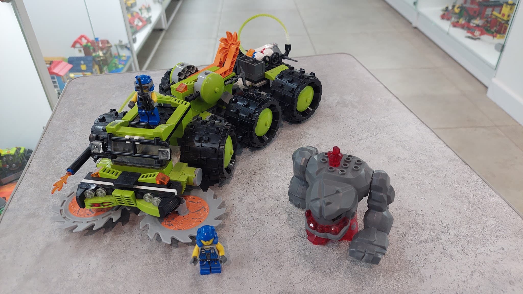 LEGO 8708 Cave Crusher