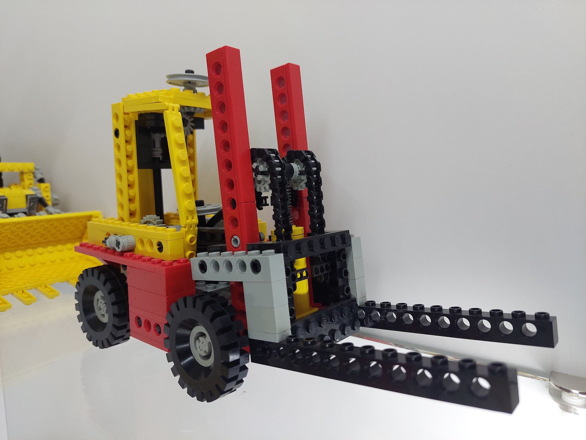 LEGO 8843 Fork-Lift Truck