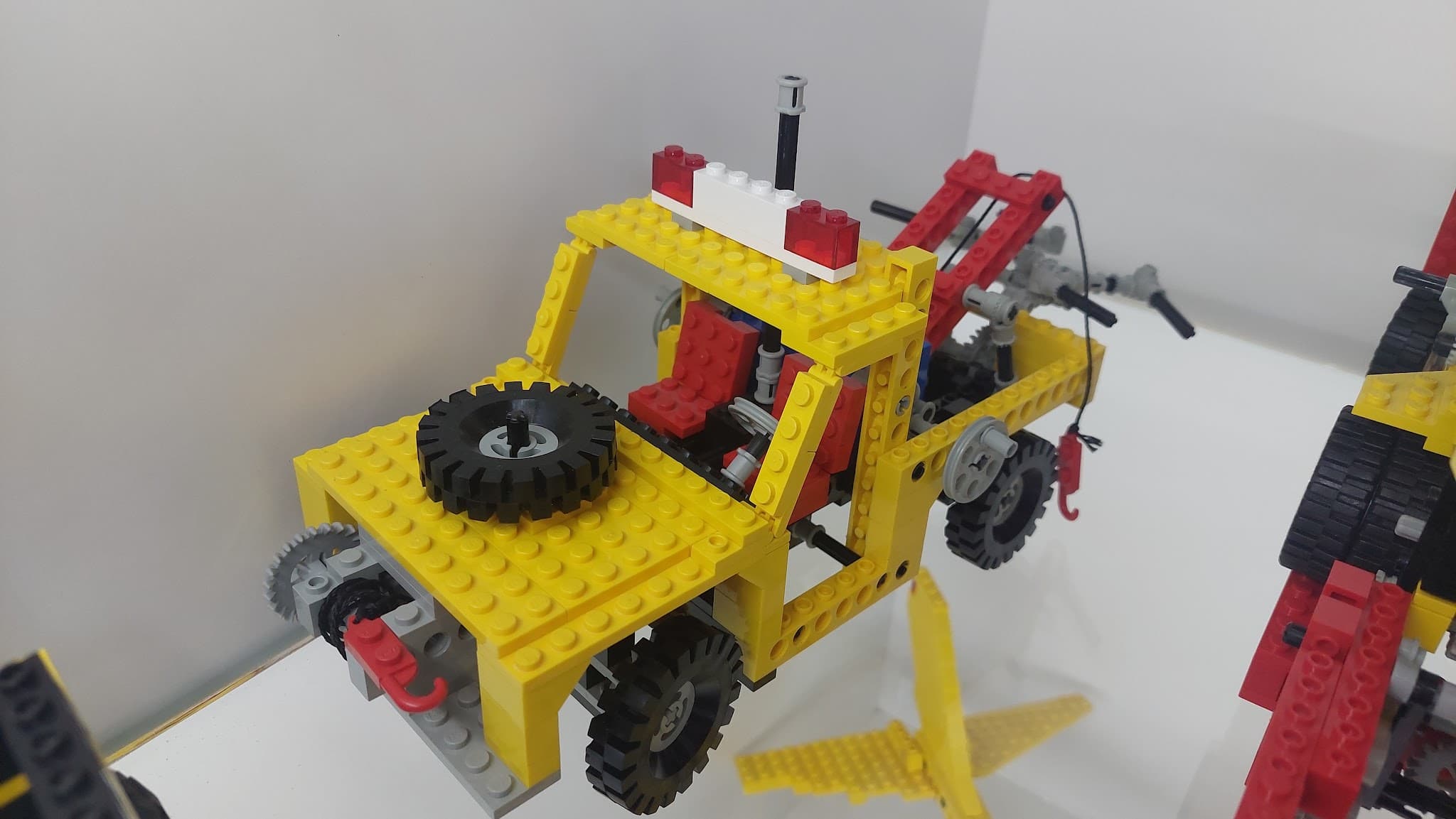 LEGO 8846 Tow Truck