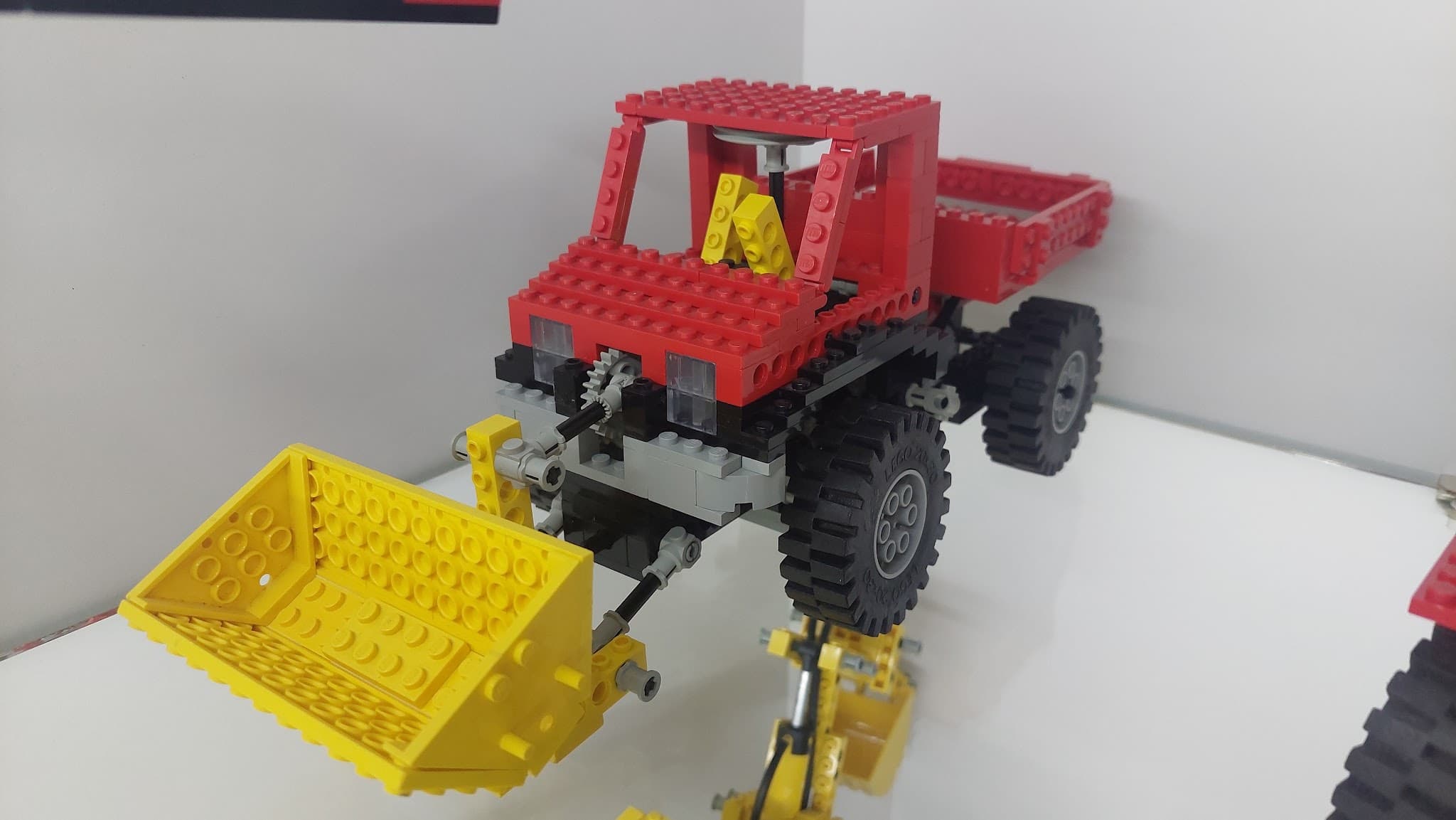 LEGO 8848 Power Truck