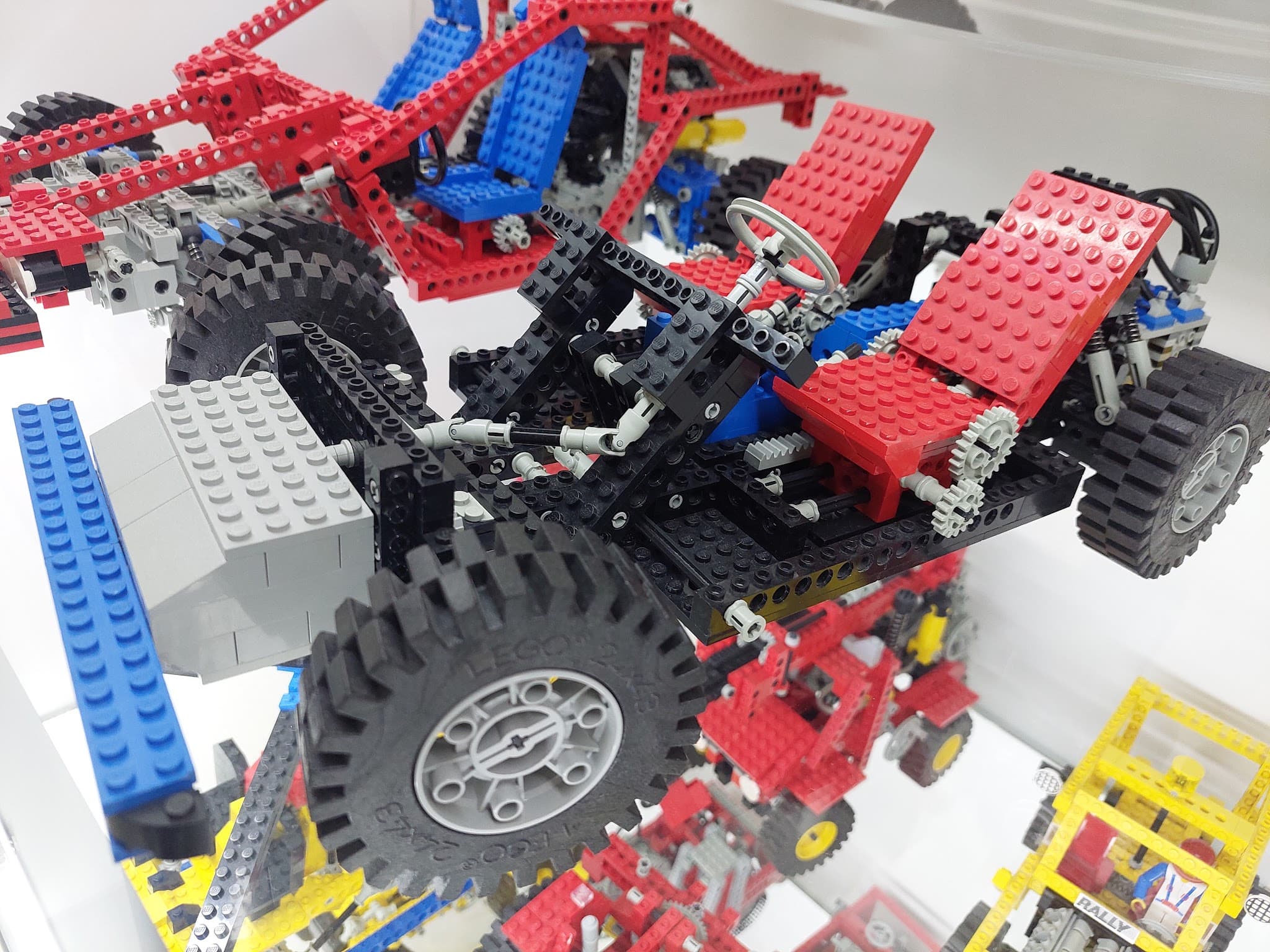 LEGO 8860 Car Chassis