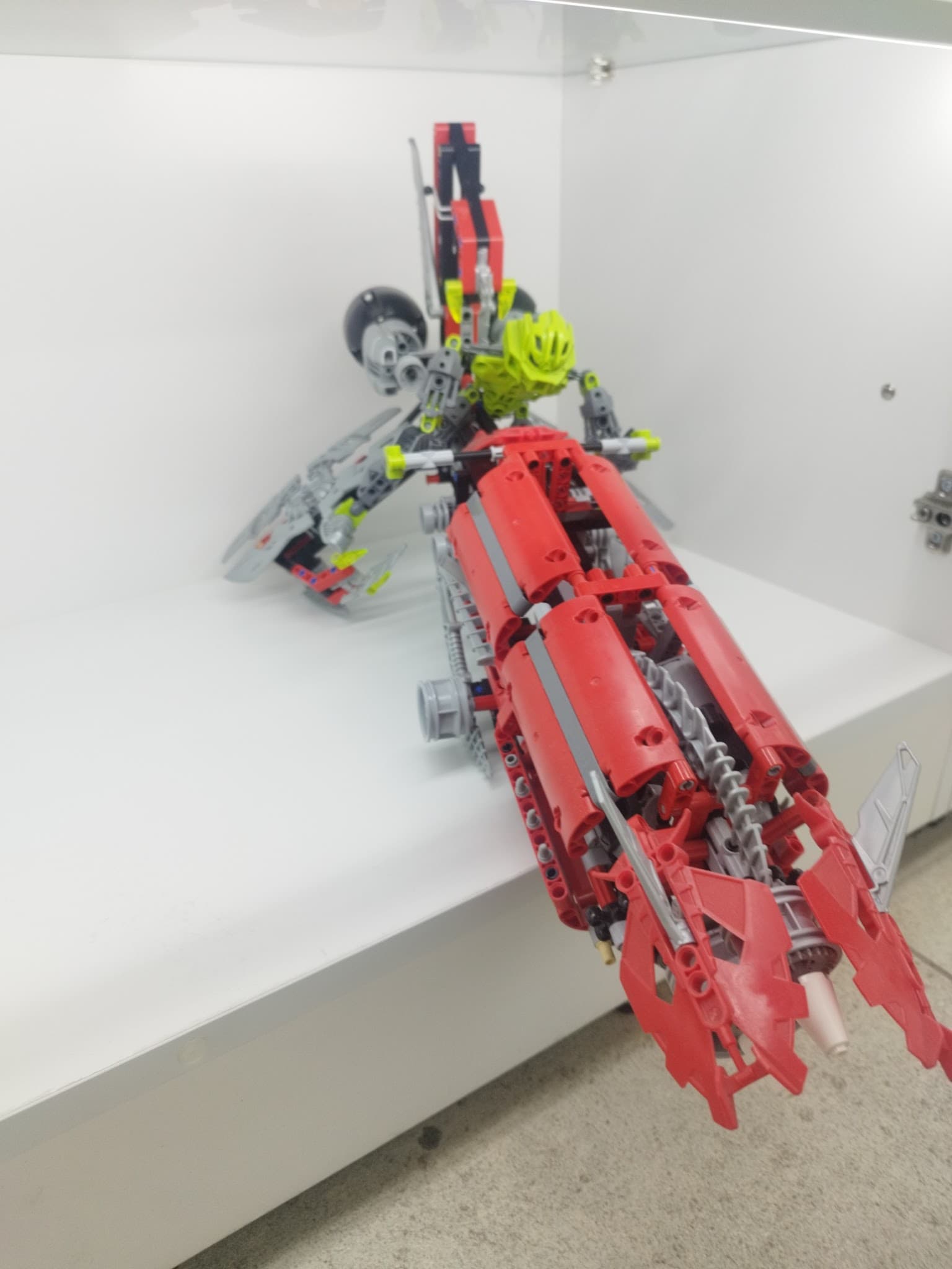 LEGO 8943 Axalara T9