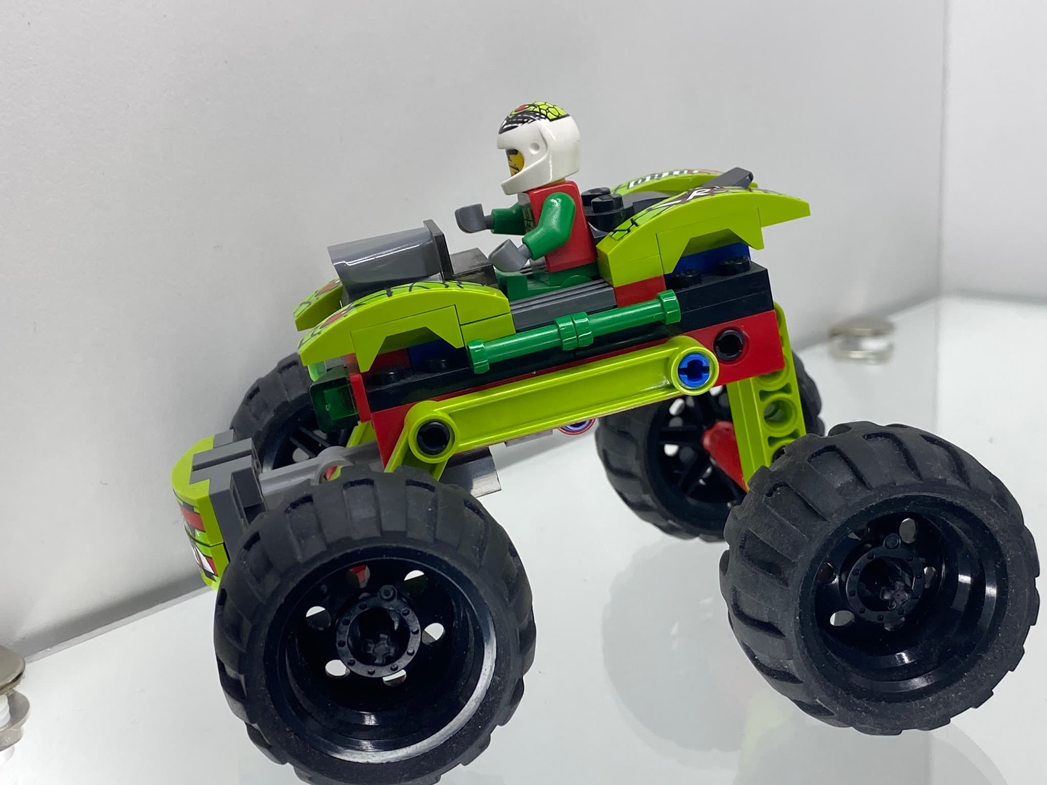 LEGO 9095 Nitro Predator