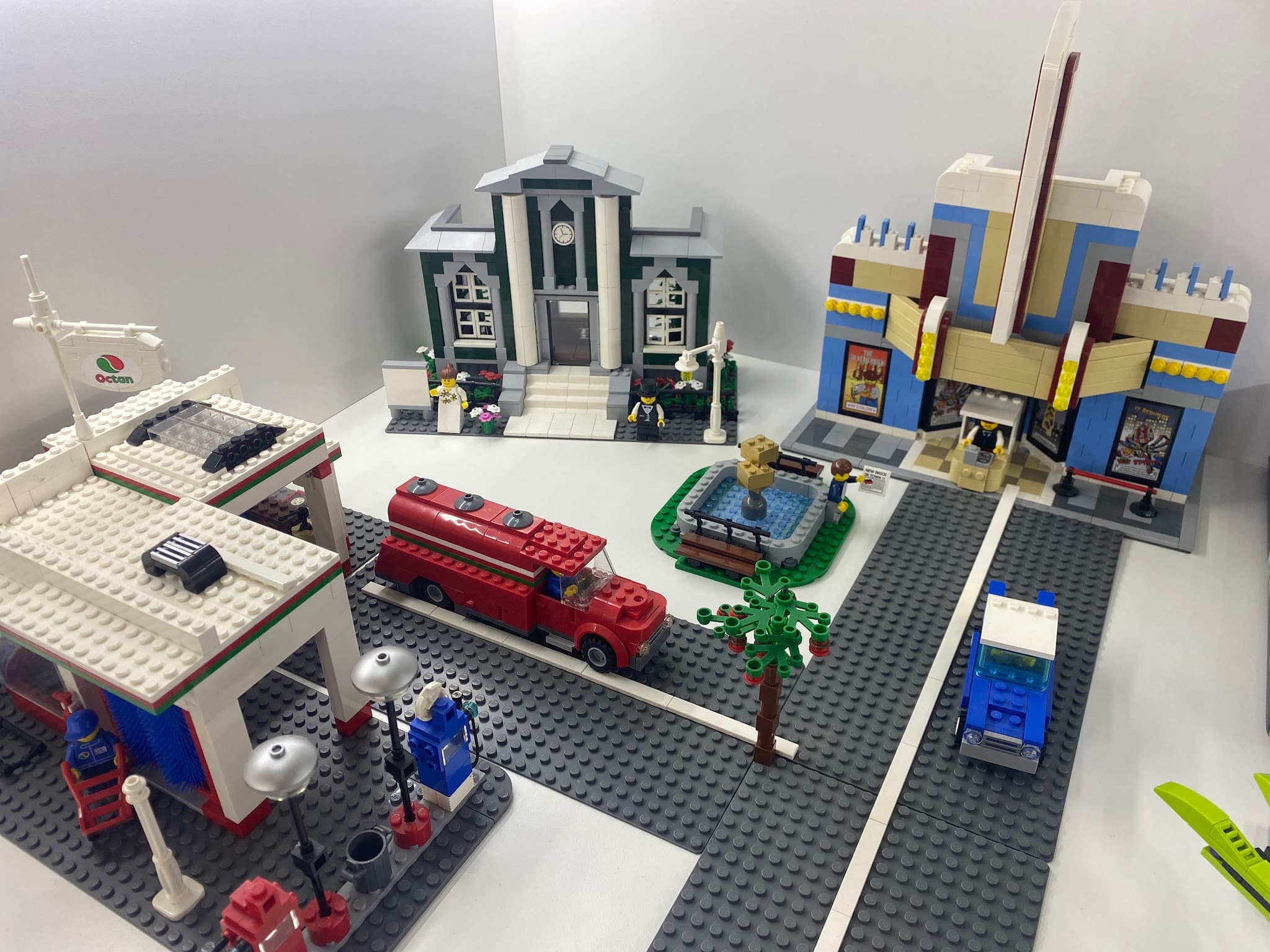 LEGO 10184 Town Plan