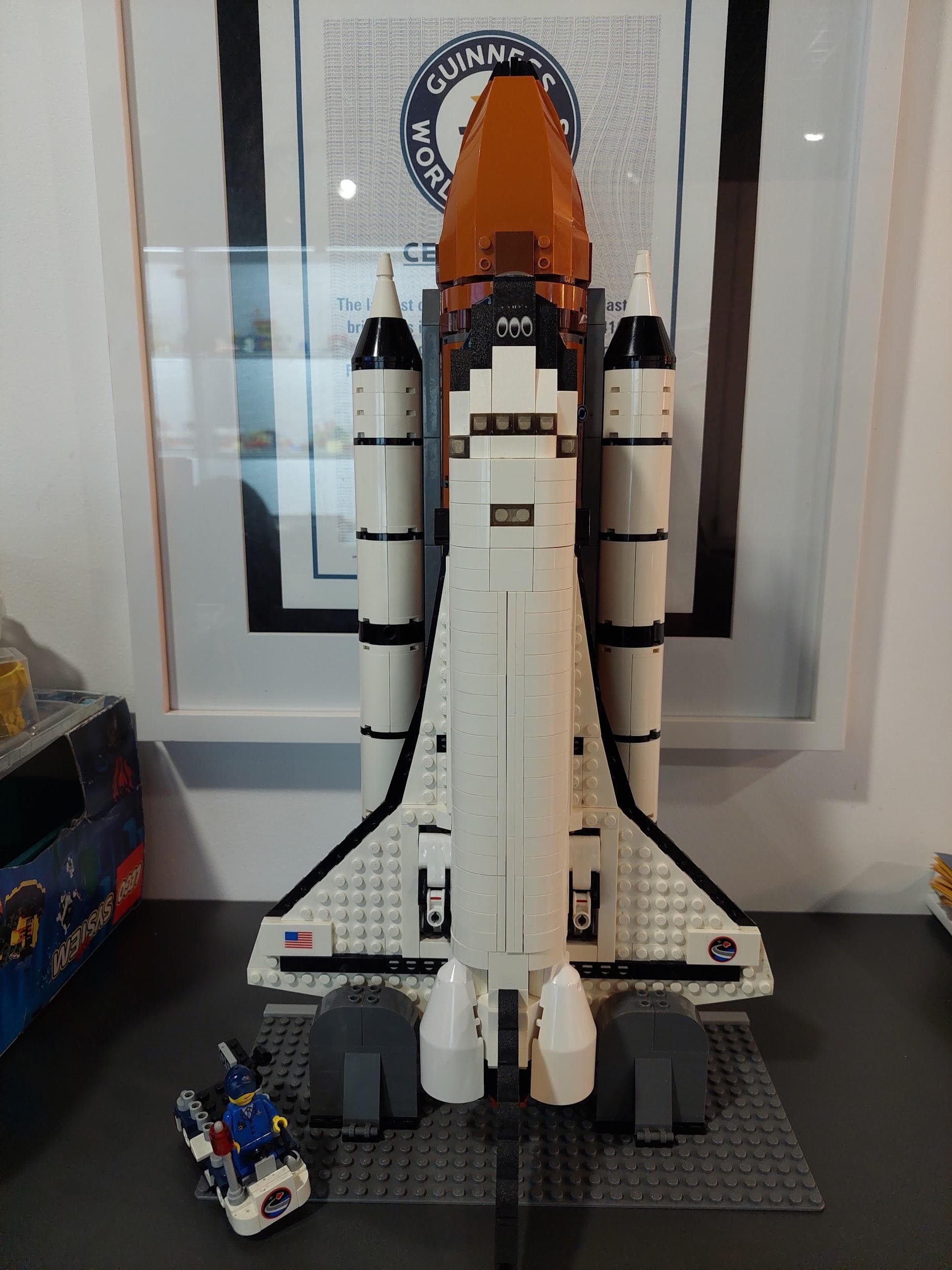 LEGO 10231 Shuttle Expedition