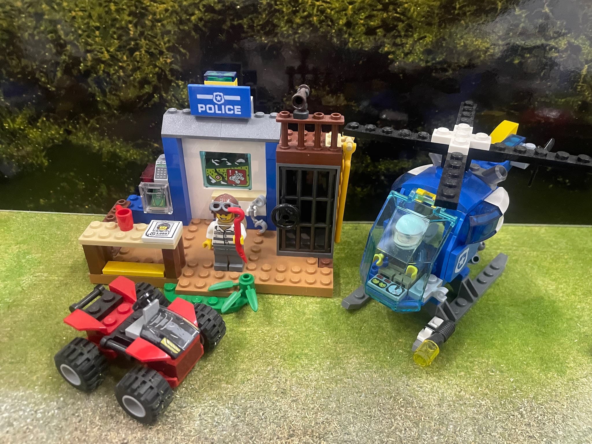 LEGO 10751 Mountain Police Chase