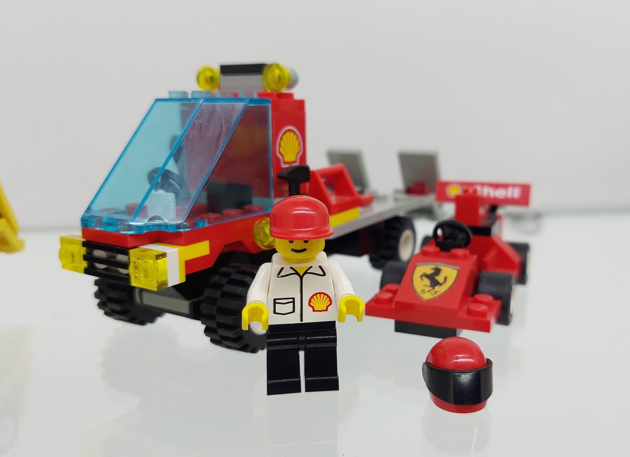 LEGO 1253 Shell Race Car Transporter
