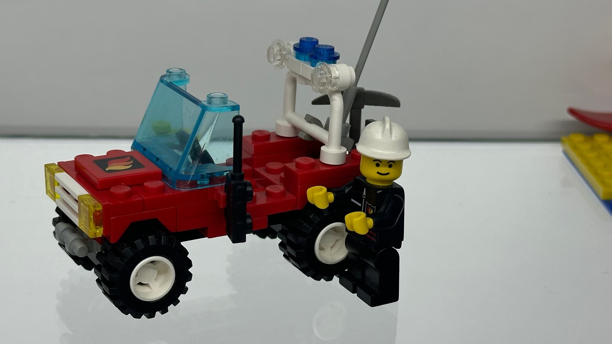 LEGO 1702 Fire Fighter 4 x 4