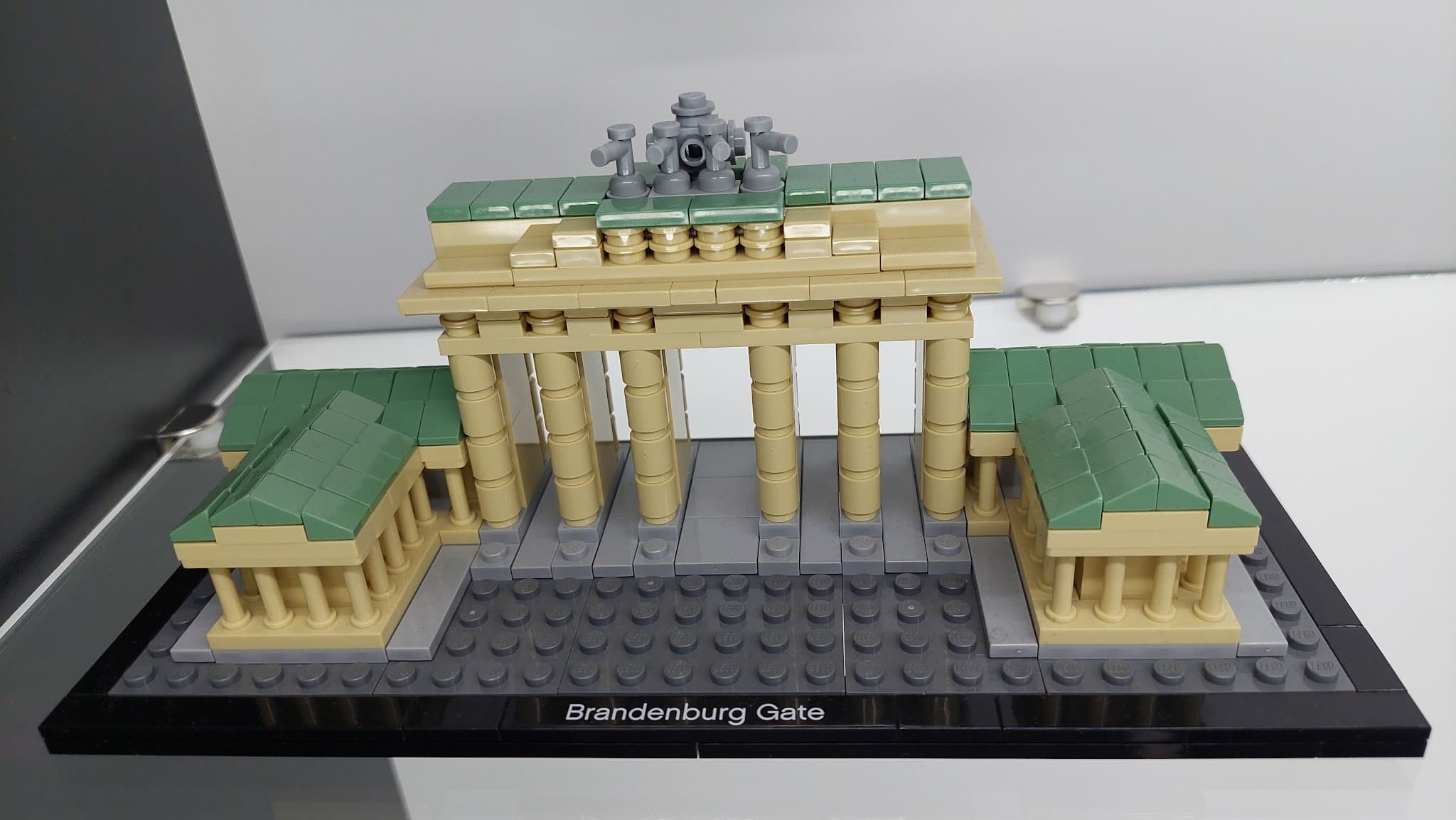 LEGO 21011 Brandenburg Gate