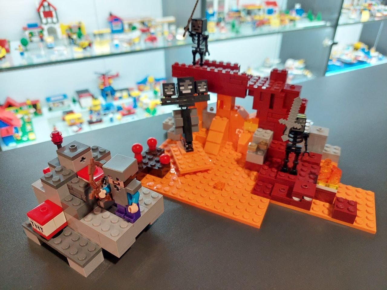 LEGO 21126 The Wither