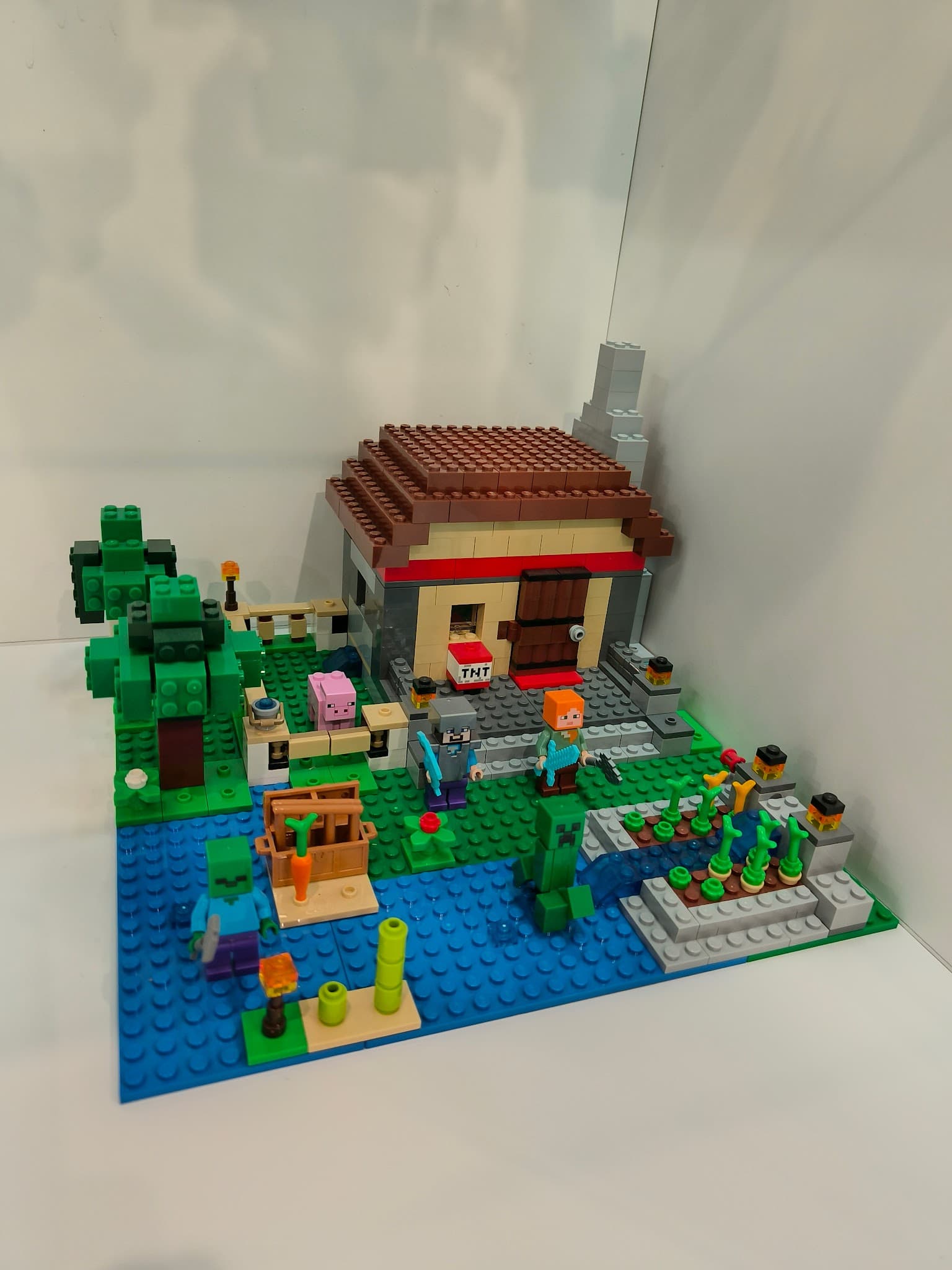 LEGO 21161 The Crafting Box 3.0