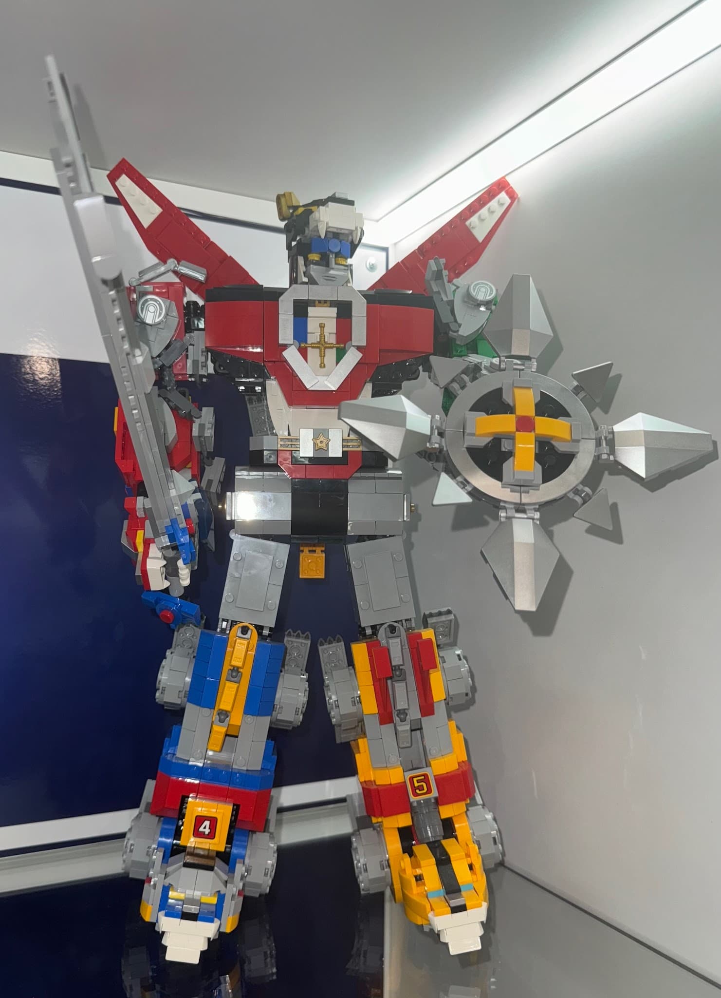 LEGO 21311 Voltron