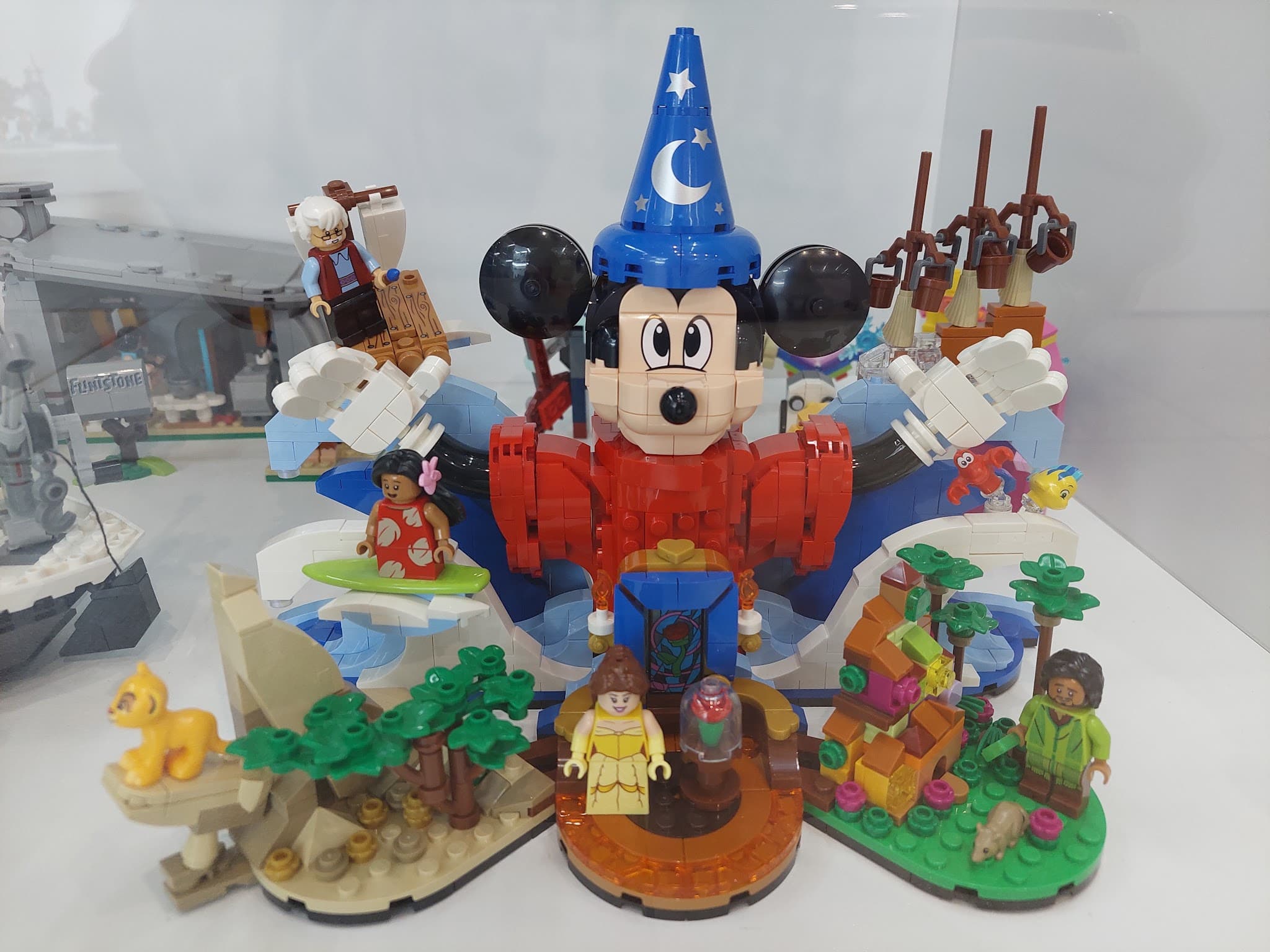 LEGO 21352 Magic of Disney