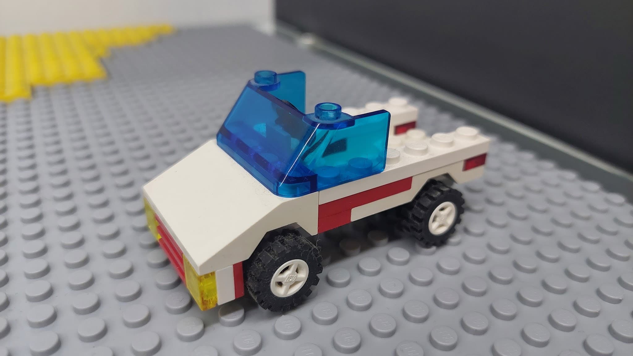 LEGO 2880 Open-Top Jeep