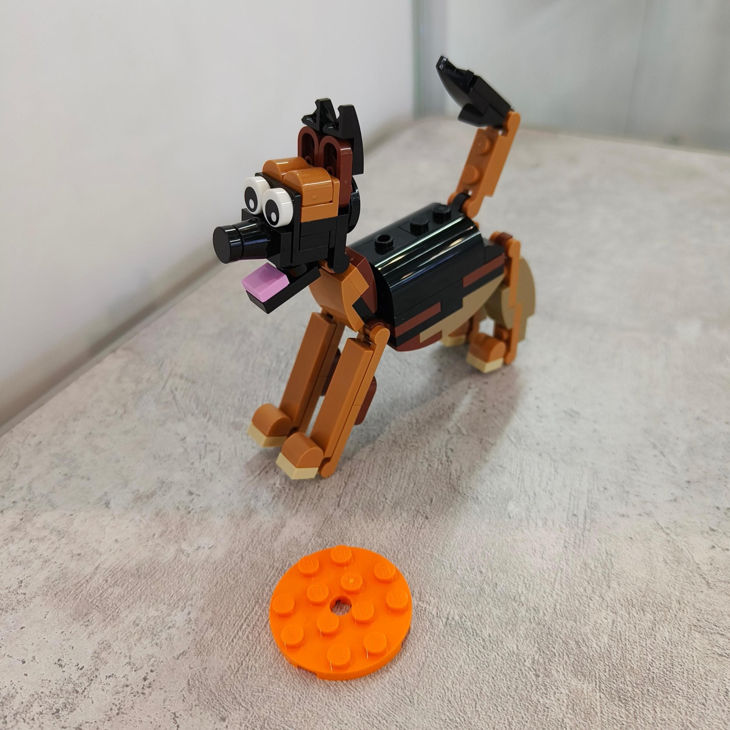 LEGO 30578 German Shepherd