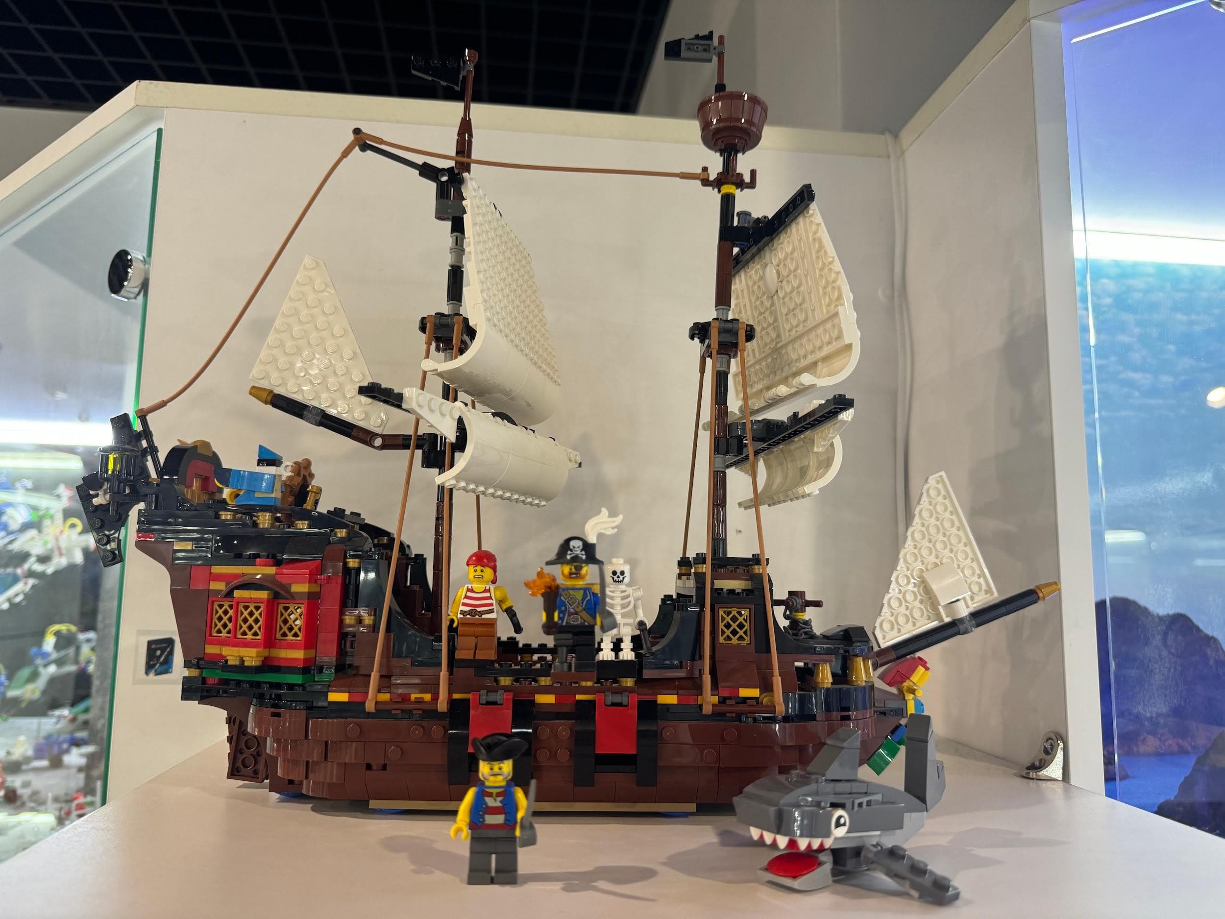 LEGO 31109 Pirate Ship