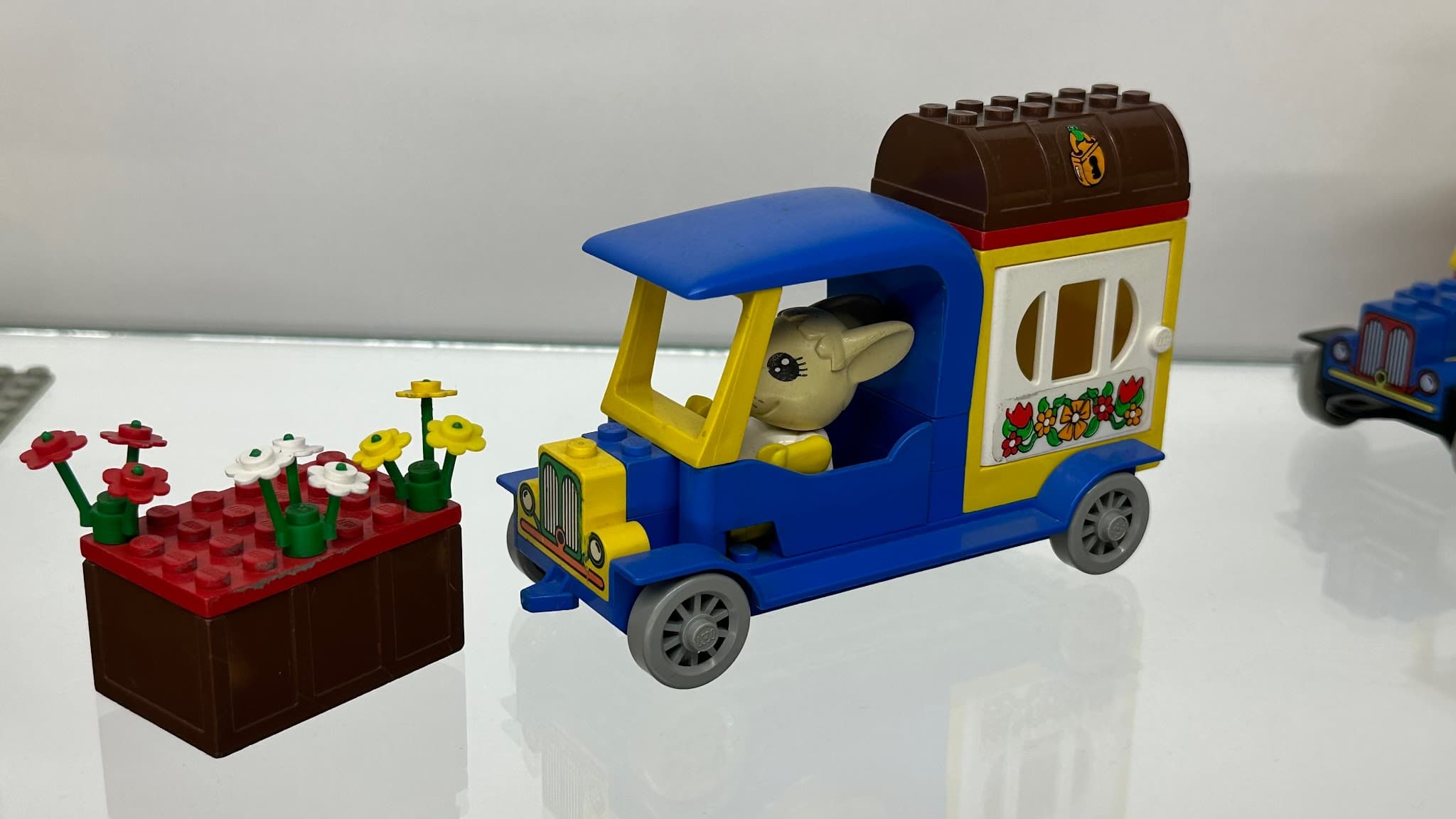 LEGO 3635 Bonnie Bunny's Camper