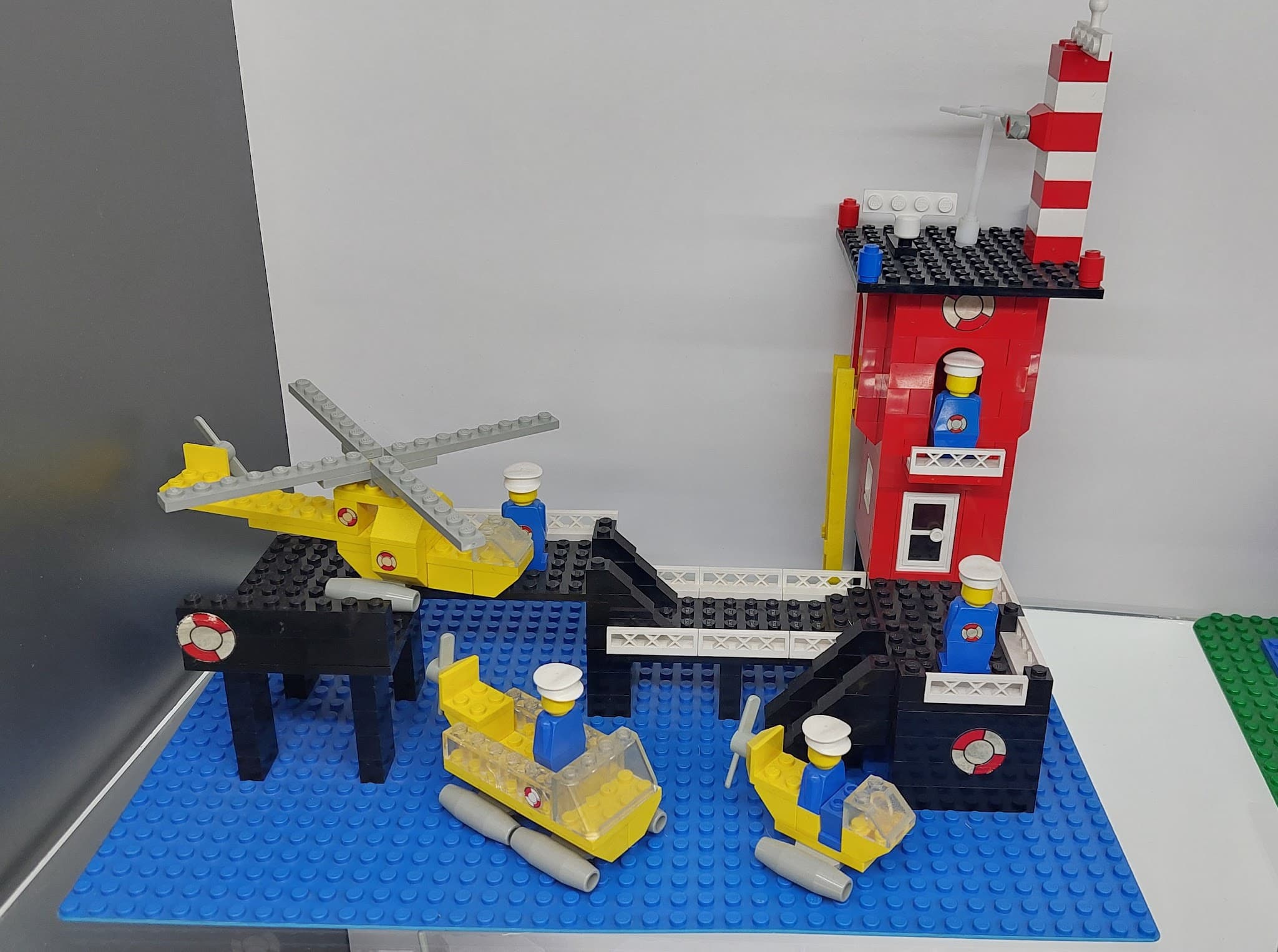 LEGO 369-1 Coast Guard Station