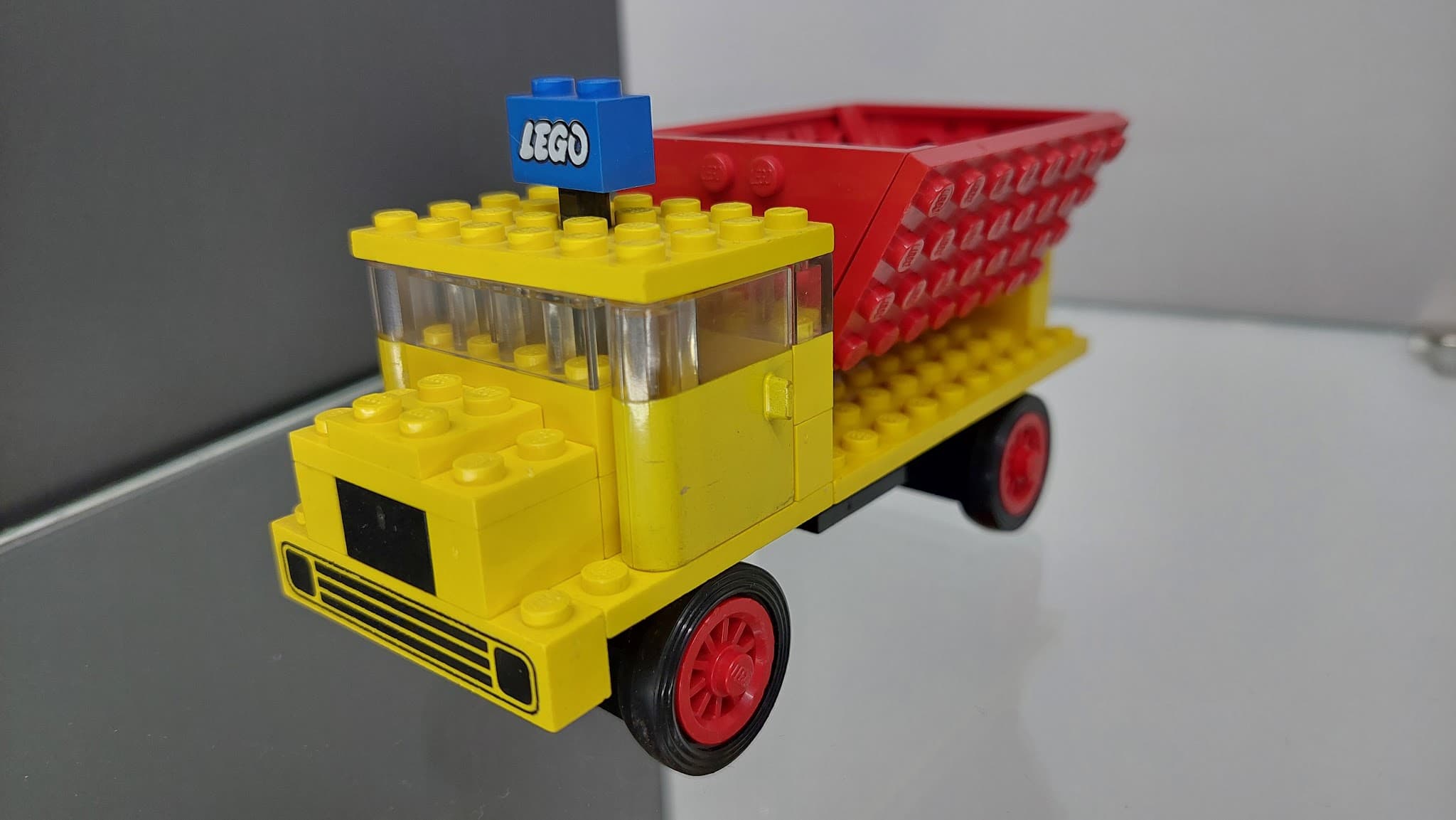 LEGO 371-1 Tipper Truck