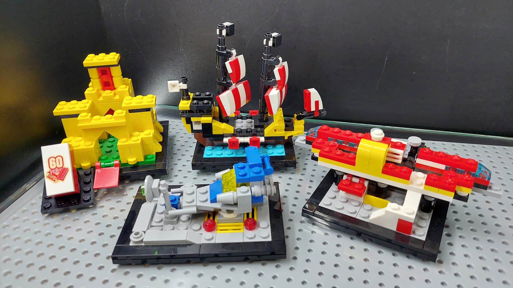 LEGO 40290 60 Years of the LEGO Brick