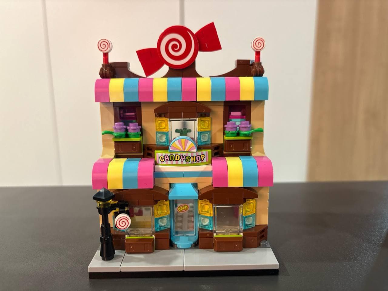 LEGO 40692 Candy Store