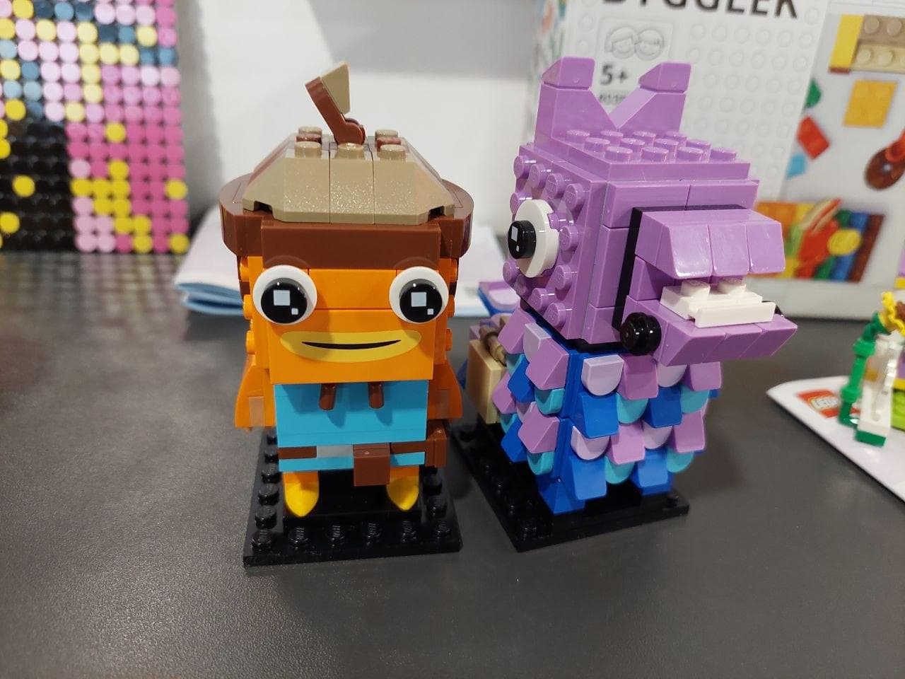 LEGO 40881 Supply Llama & Fishstick