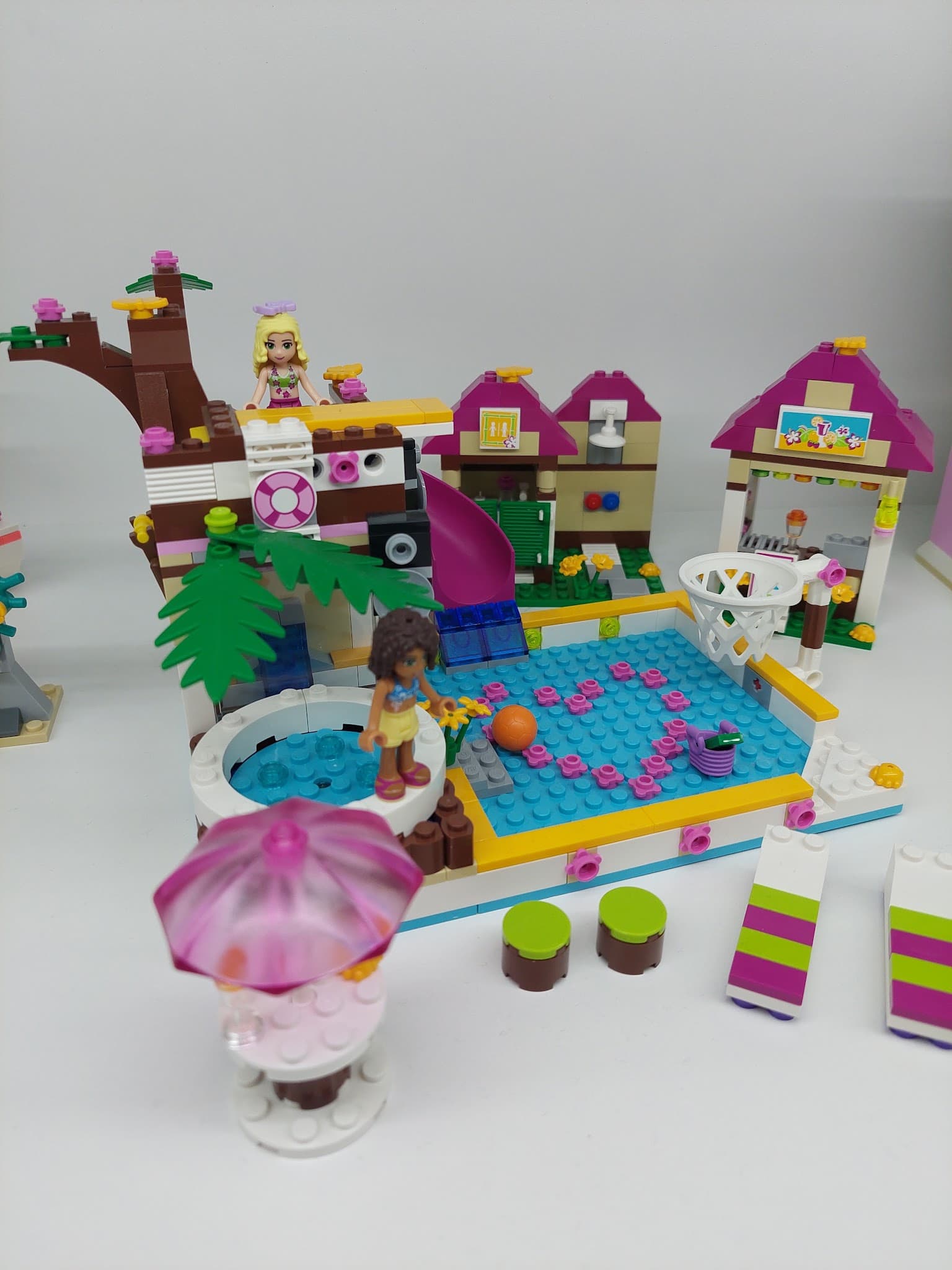 LEGO 41008 Heartlake City Pool