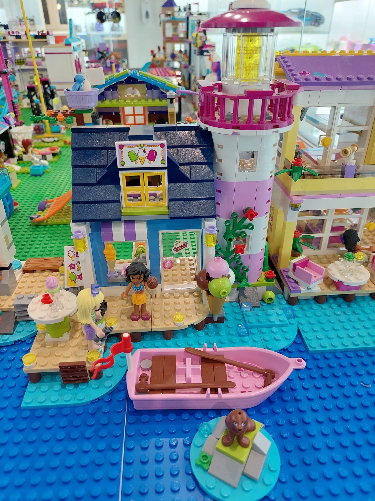 LEGO 41094 Heartlake Lighthouse