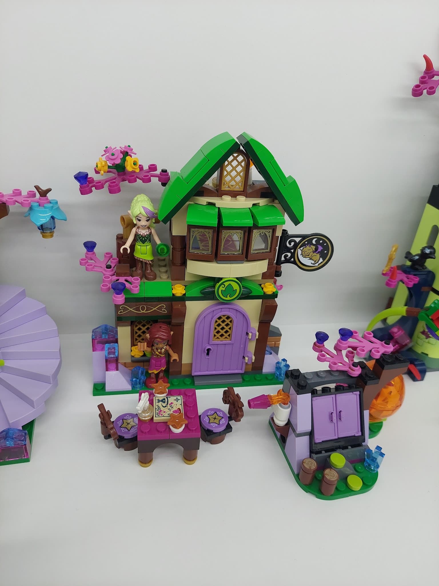 LEGO 41174 The Starlight Inn