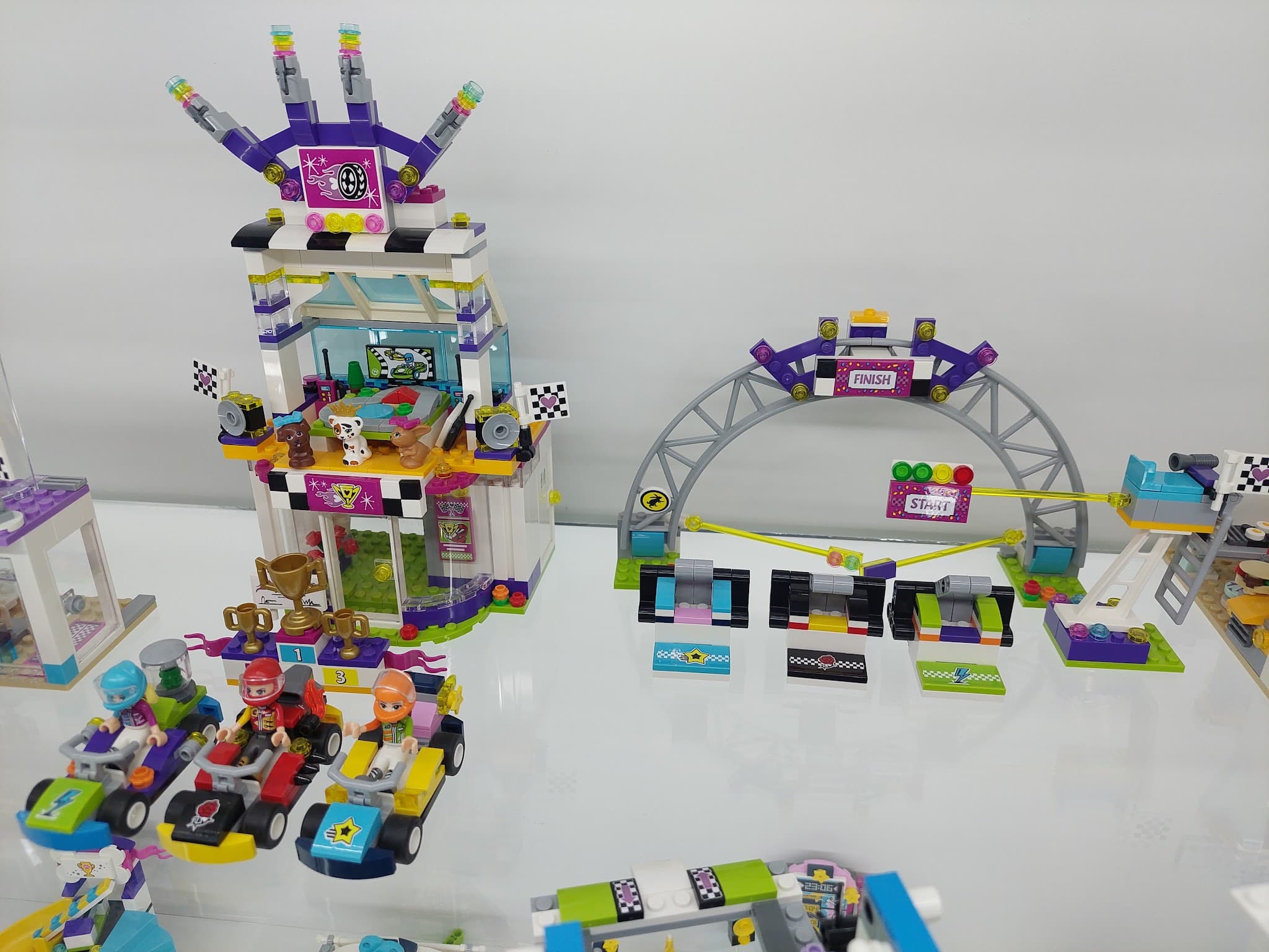 LEGO 41352 The Big Race Day
