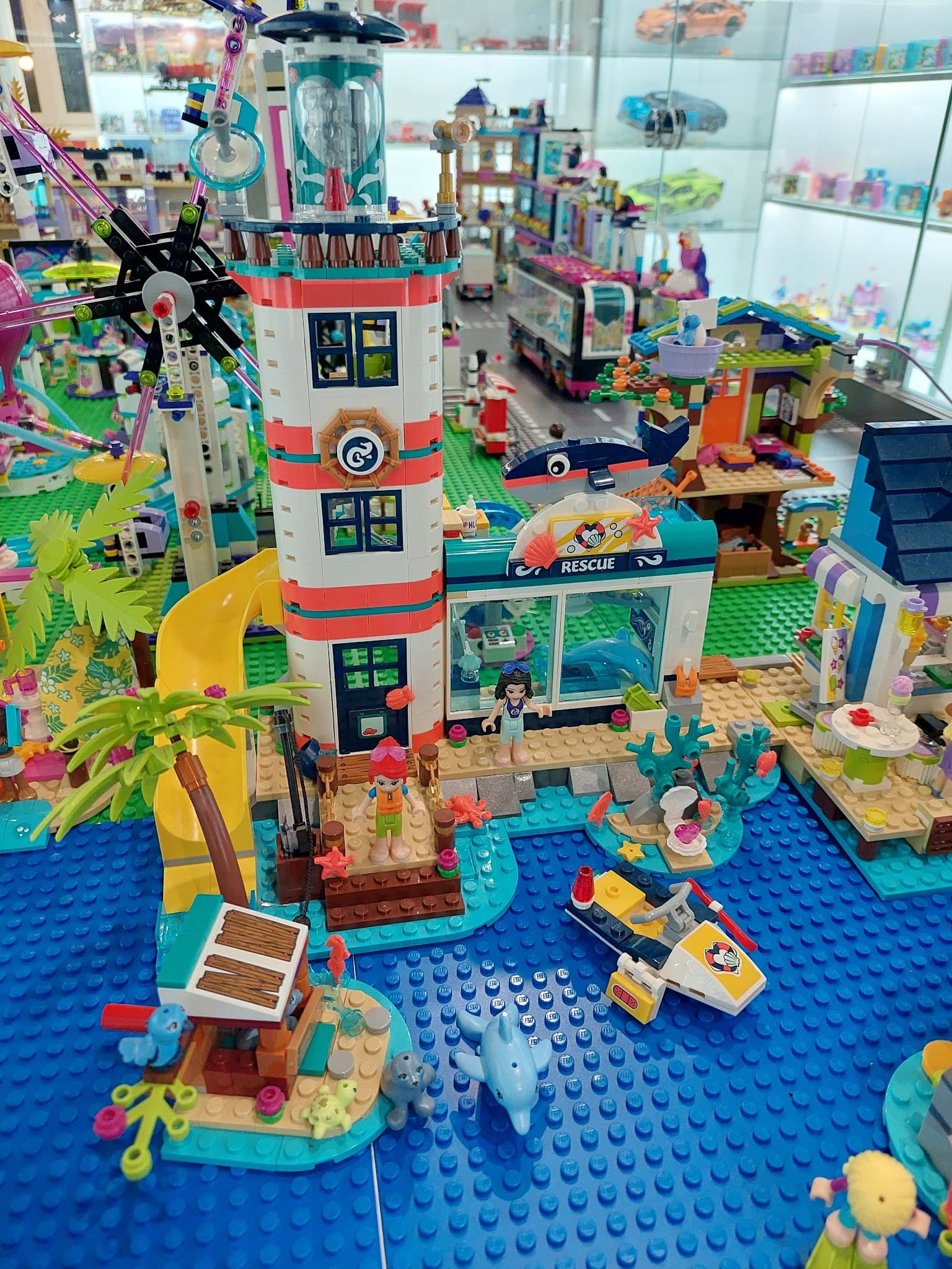 LEGO 41380 Lighthouse Rescue Centre