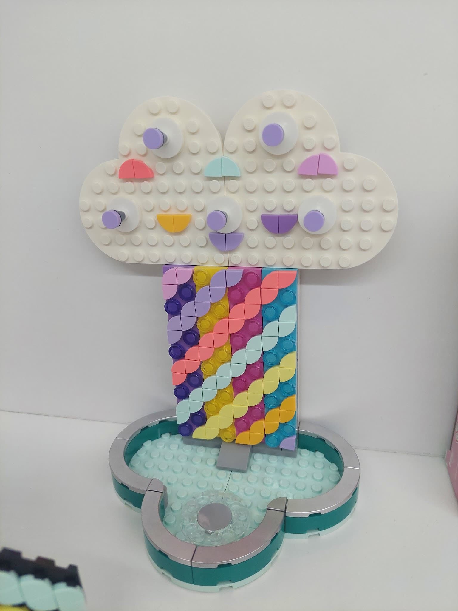 LEGO 41905 Rainbow Jewellery Stand