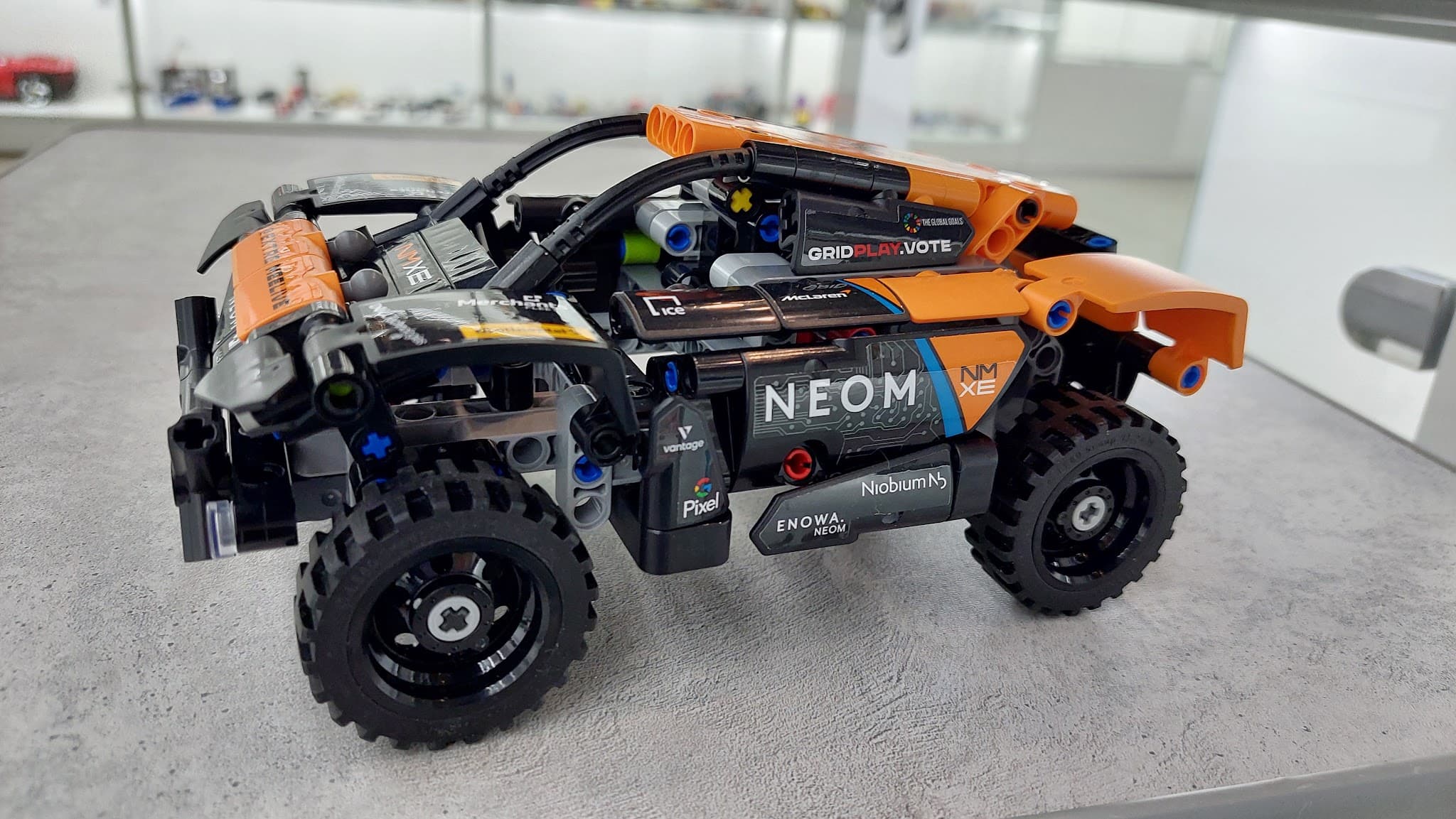 LEGO 42166 NEOM McLaren Extreme E Team
