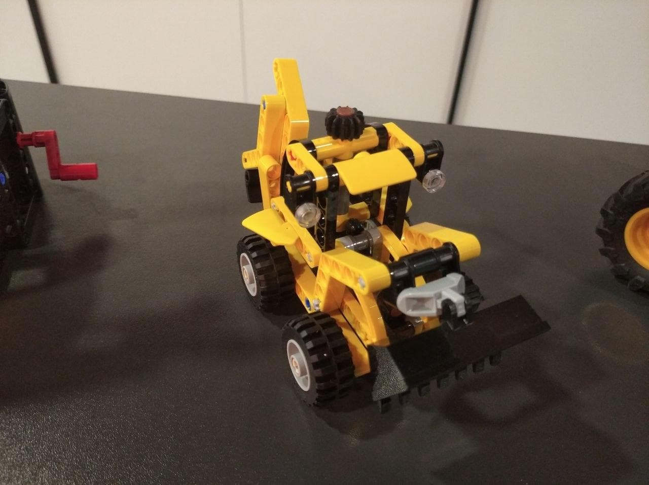 LEGO 42197 Backhoe Loader