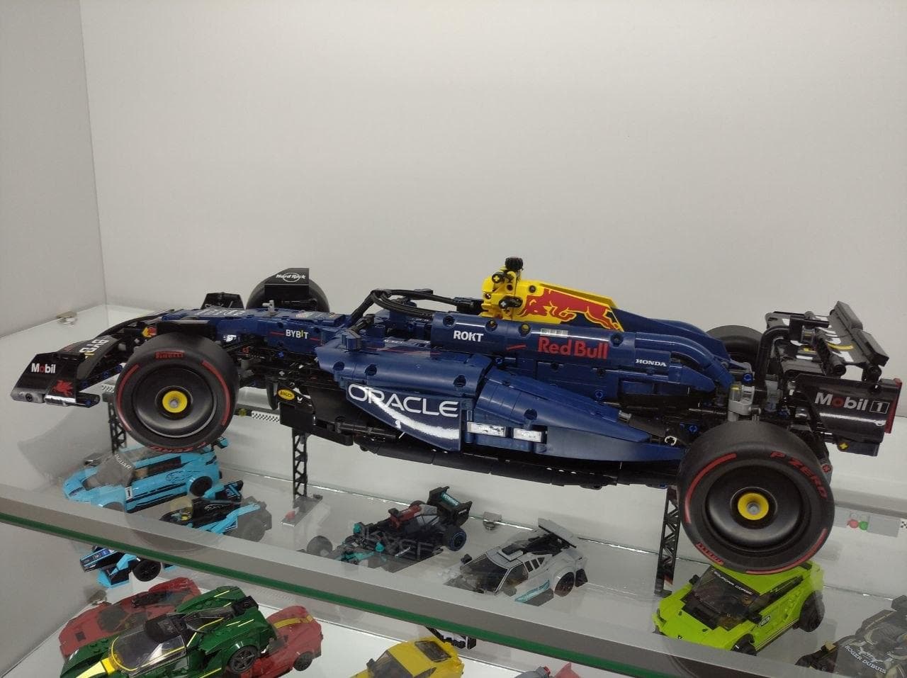 LEGO 42206 Oracle Red Bull Racing RB20 F1 Car