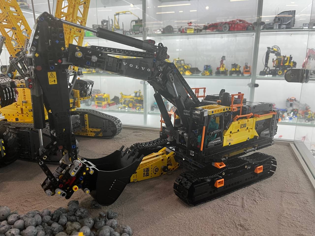 LEGO 42215 Volvo EC500 Hybrid Excavator