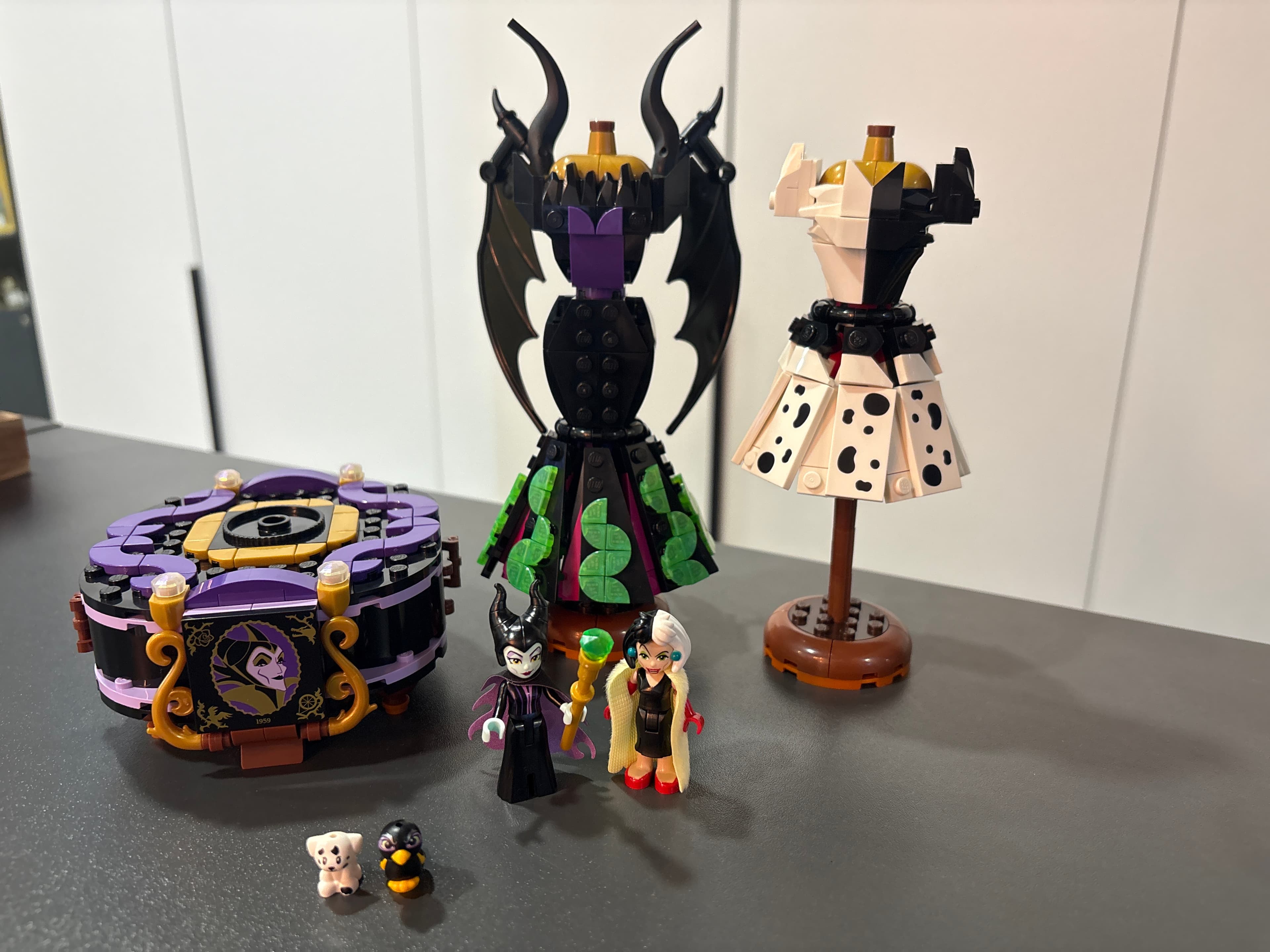 LEGO 43262 Maleficent's and Cruella De Vil's Dresses