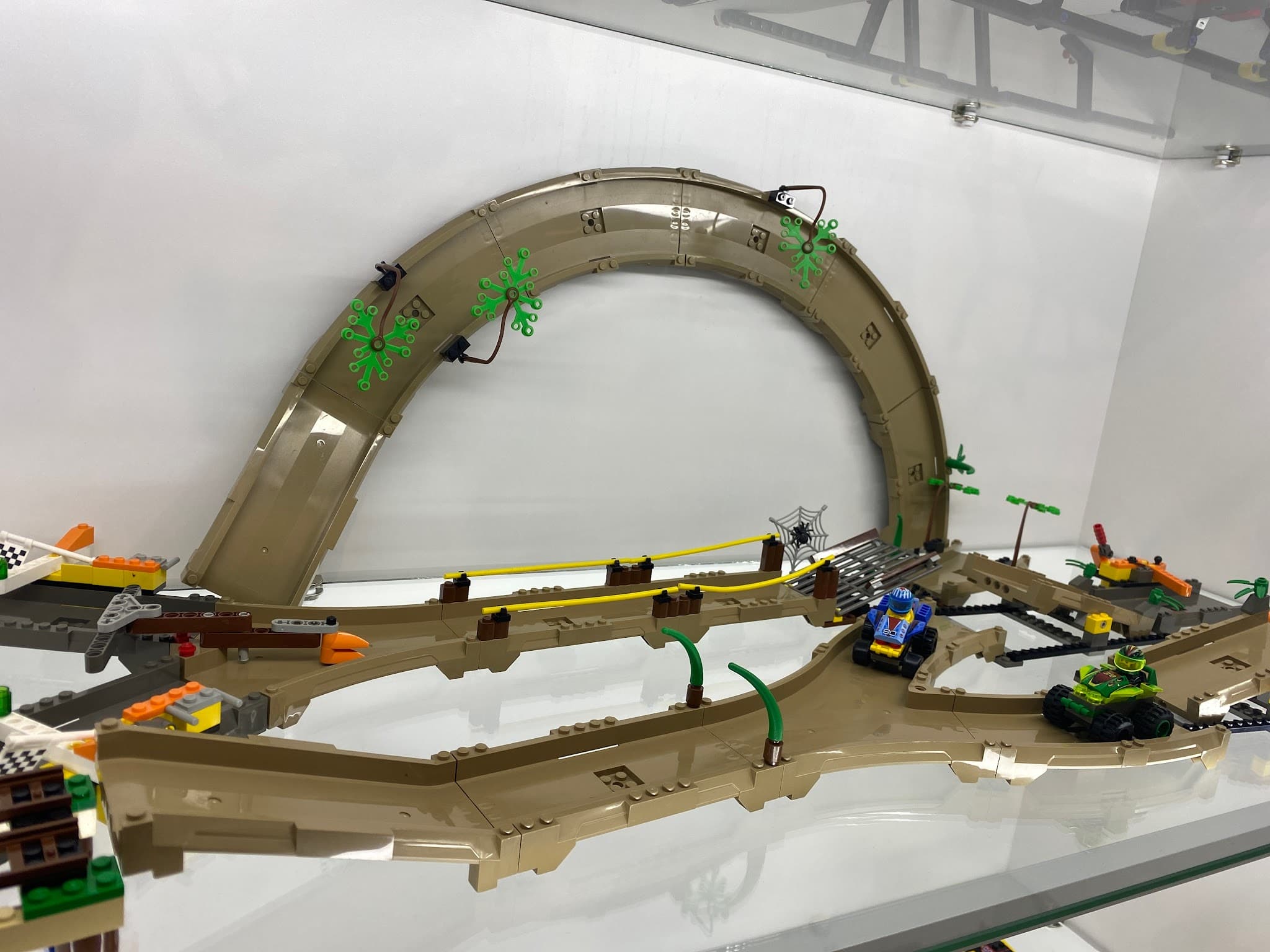 LEGO 4588 Off-Road Race Track